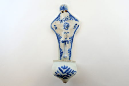 Acquasantiera in ceramica del XVIII° secolo - Altezza 24,6 cm