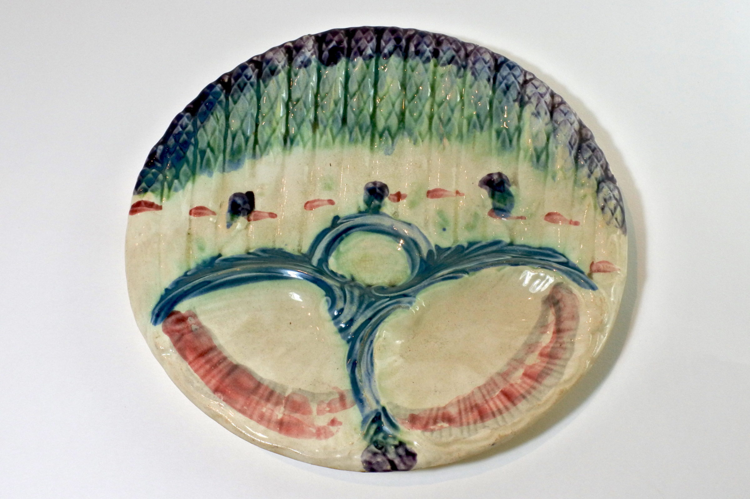 Piatto in ceramica barbotine per asparagi - Lunéville - policromo