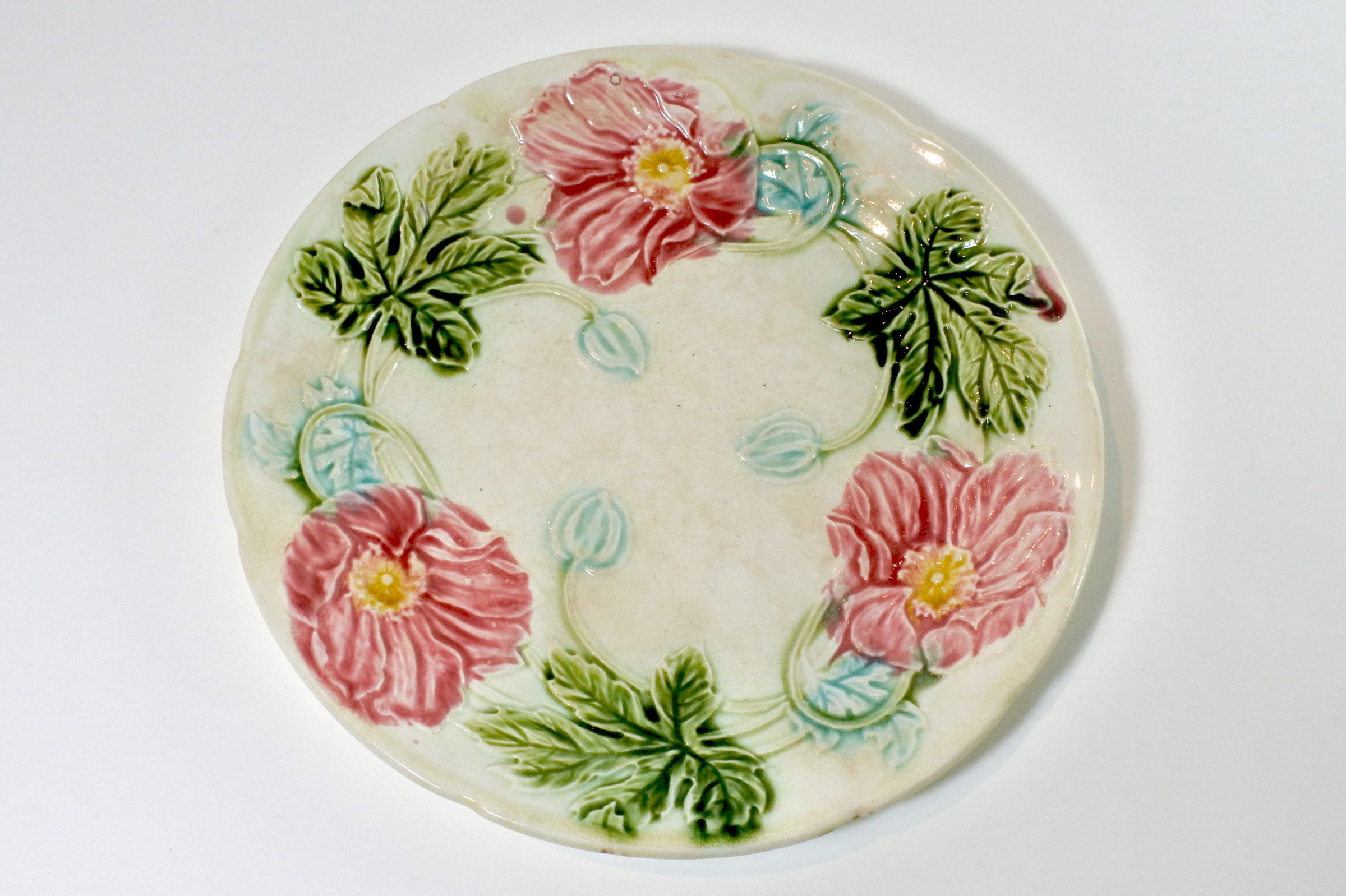 Piatto in ceramica barbotine con fiori - Diametro 21 cm