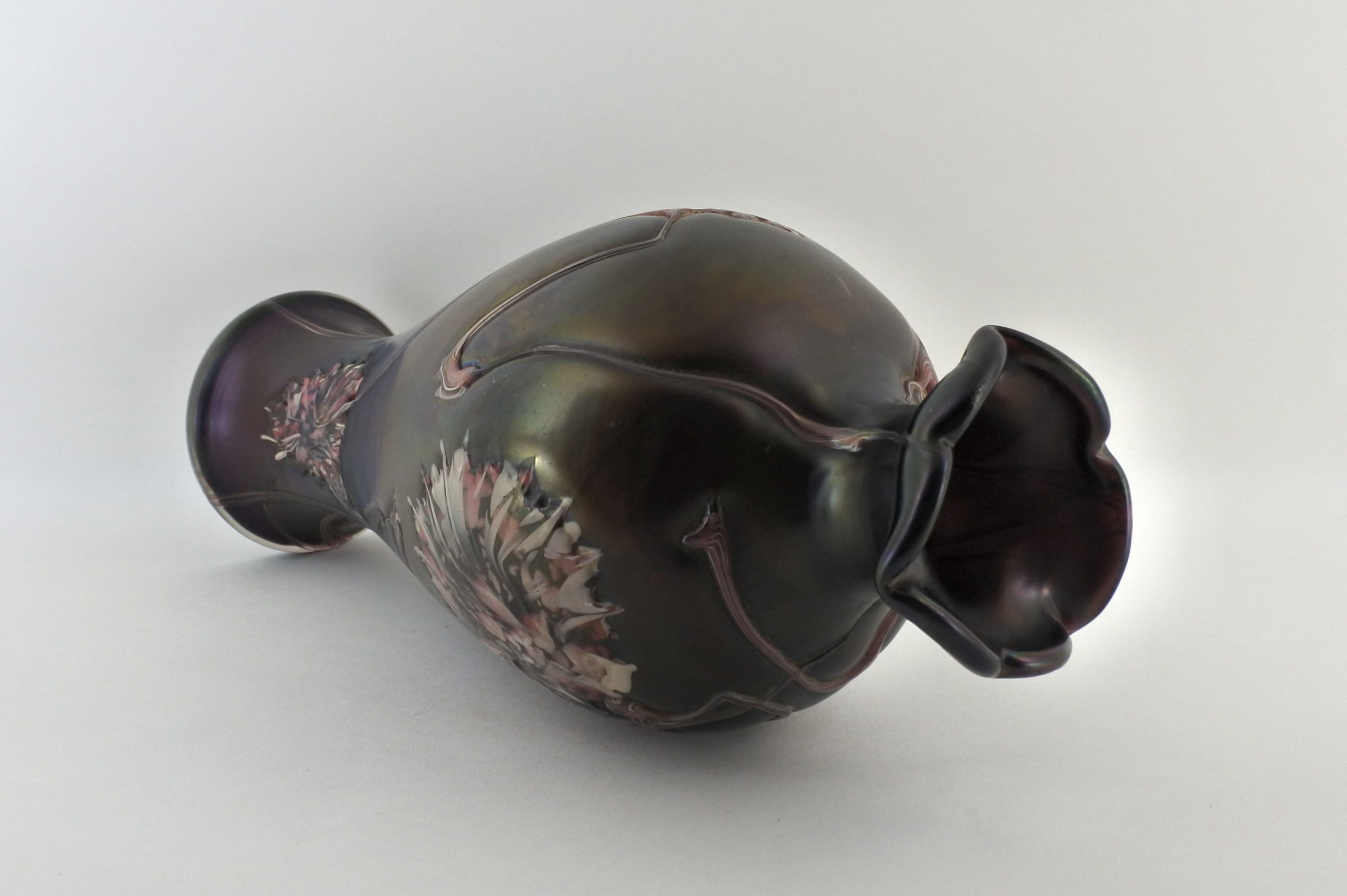 Vaso in vetro soffiato con riflessi metallici - 5