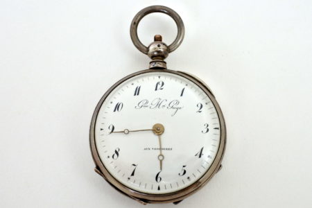Orologio da tasca in argento con carica a chiavetta. Diametro cassa 55 mm