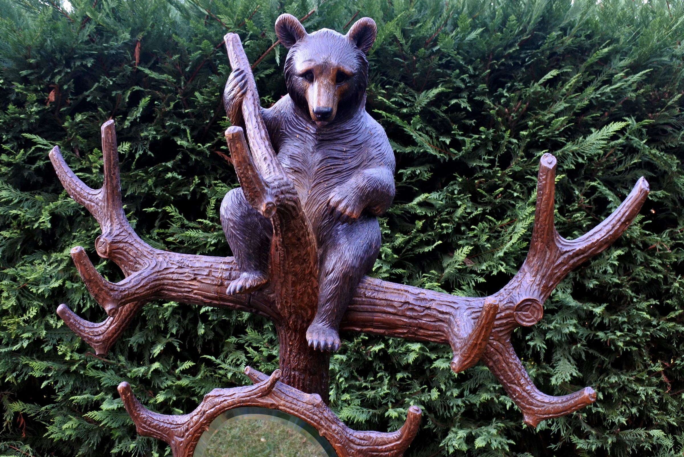 Orso in legno scolpito foresta nera con funzione di portamantelli e portaombrelli - 4