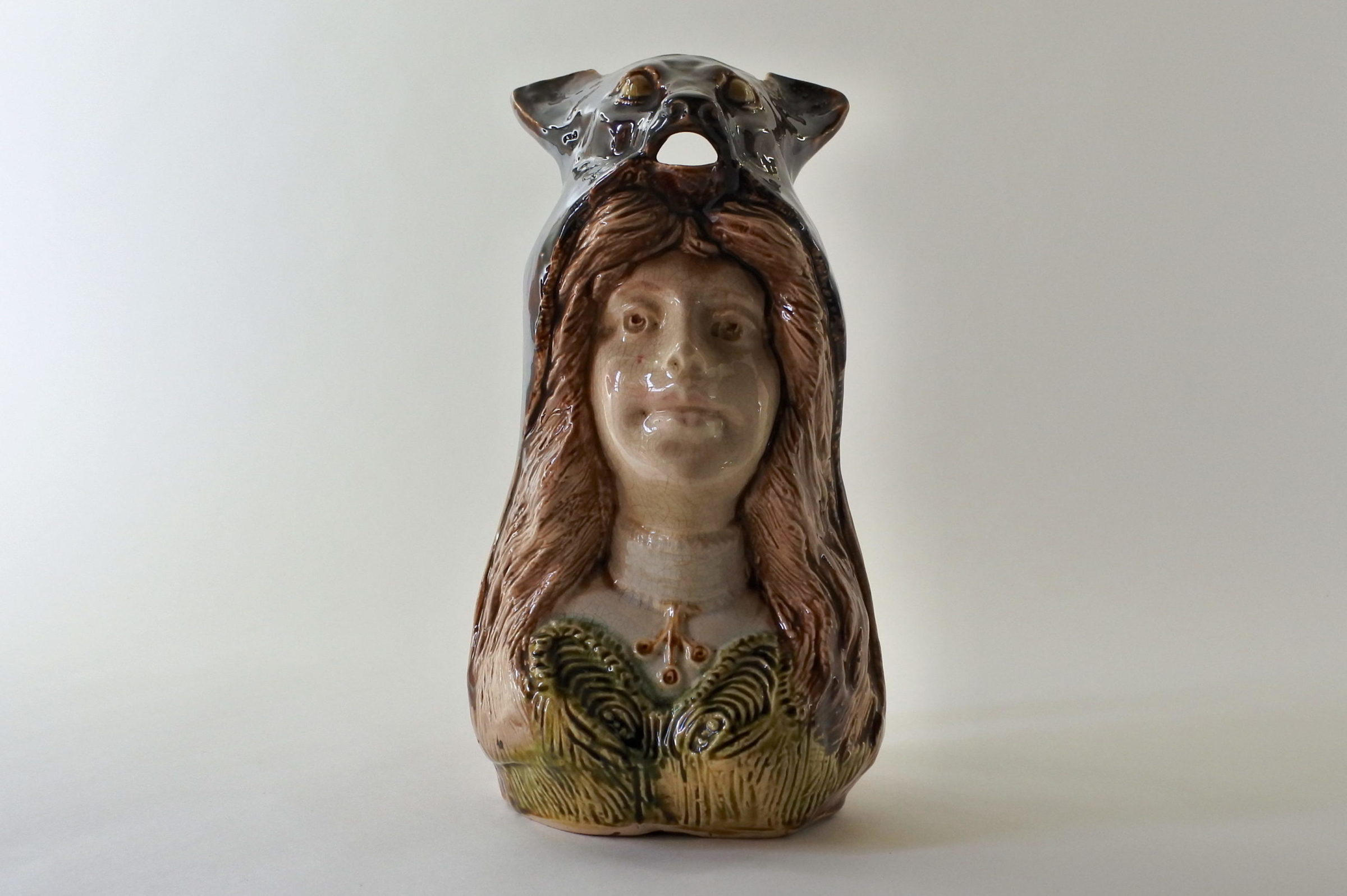 Brocca allegorica in ceramica barbotine - Marianne - 5