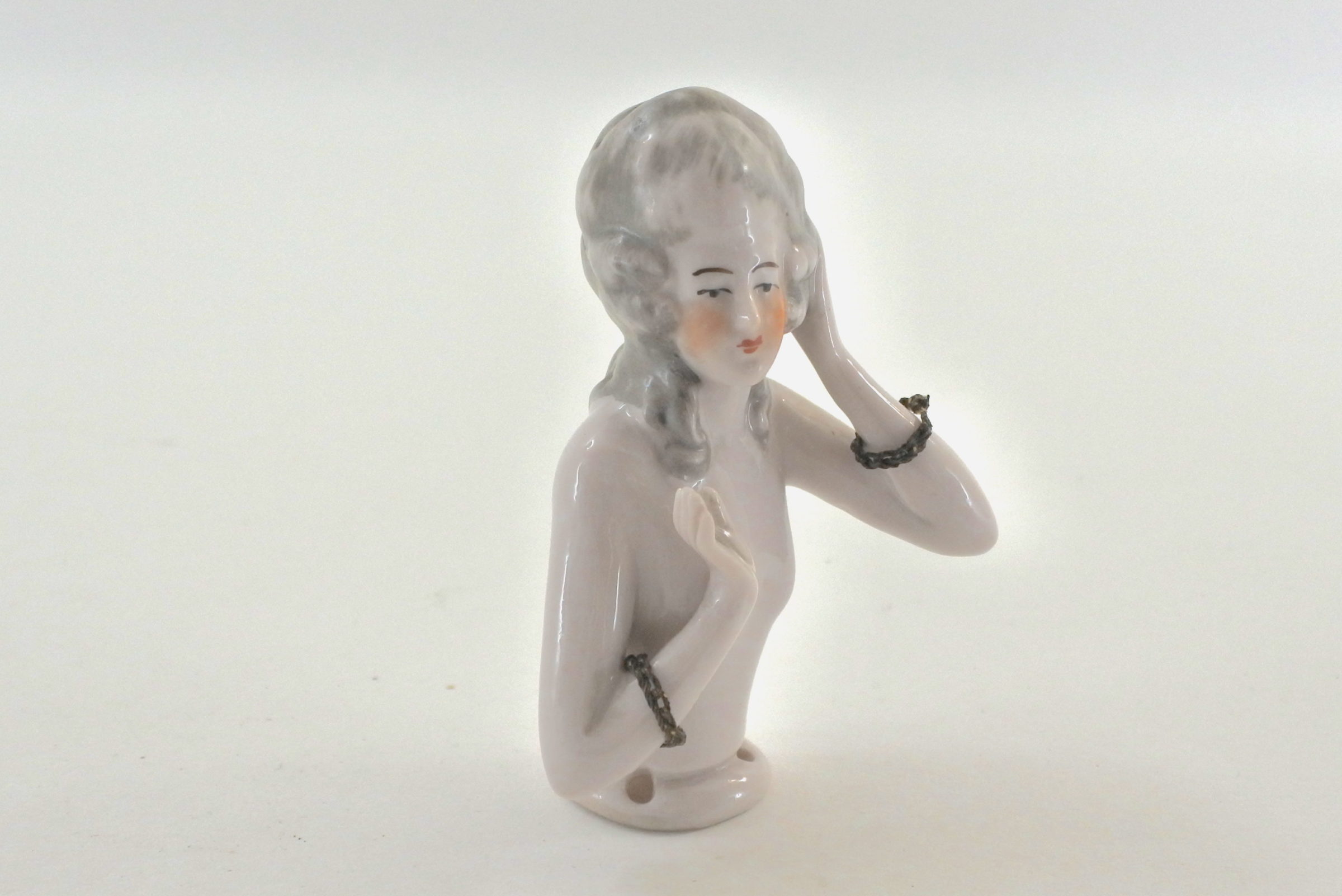 Statuina in ceramica mezzo busto di donna - demi poupée - 2