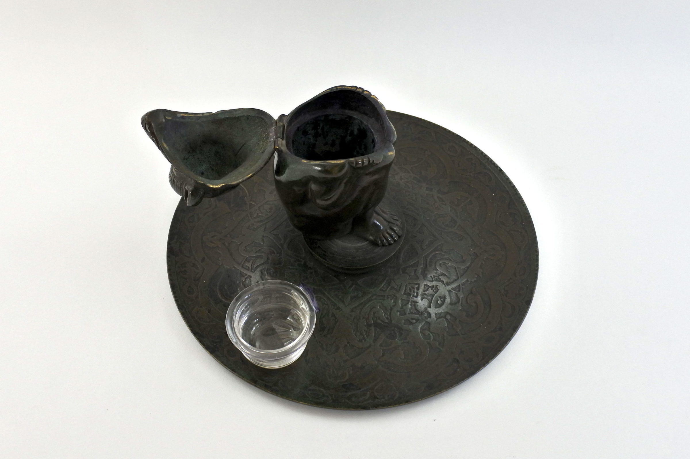Calamaio in bronzo con presunto bafometto - 6