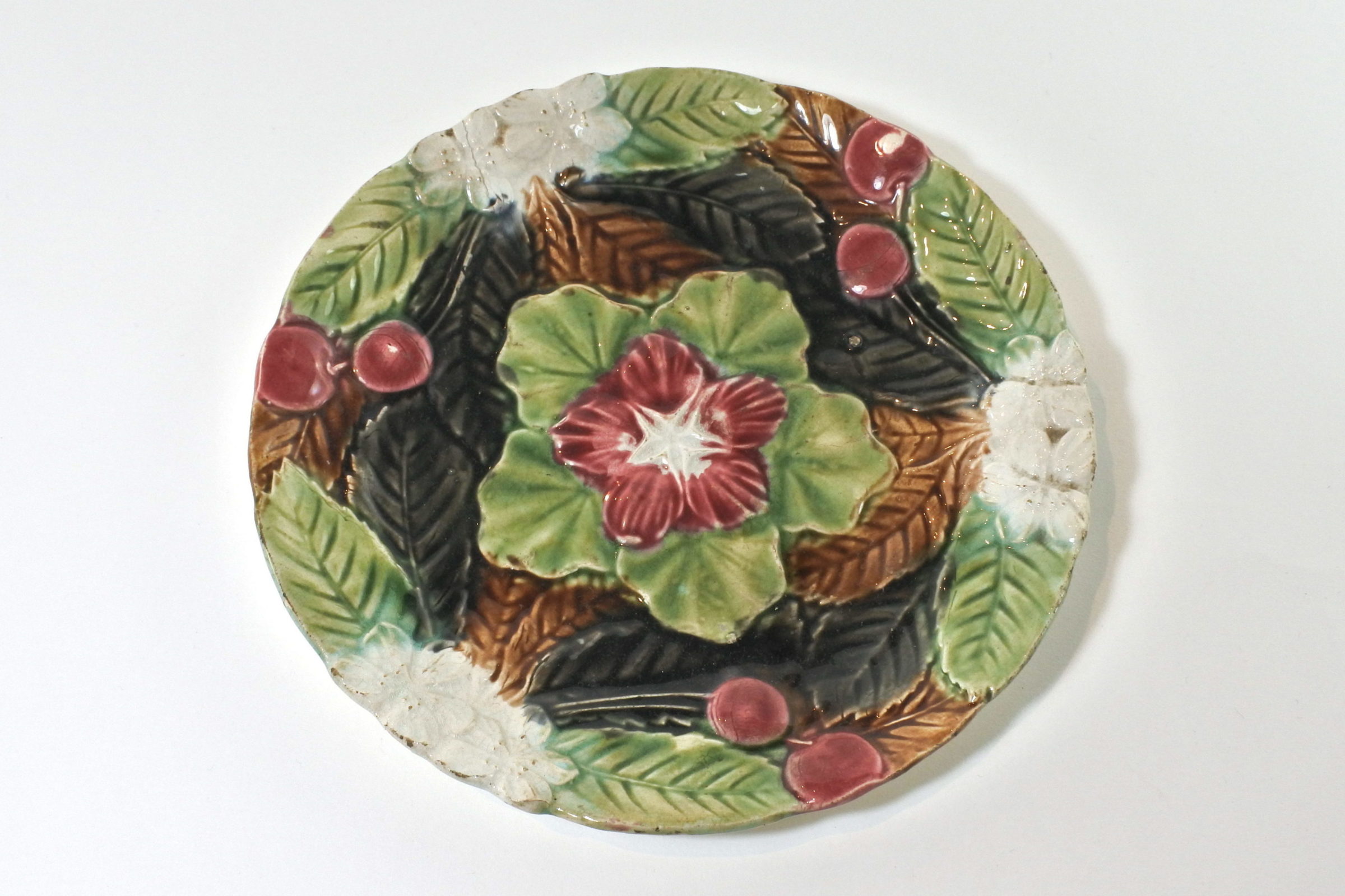 Piatto in ceramica barbotine - Manifattura Orchies