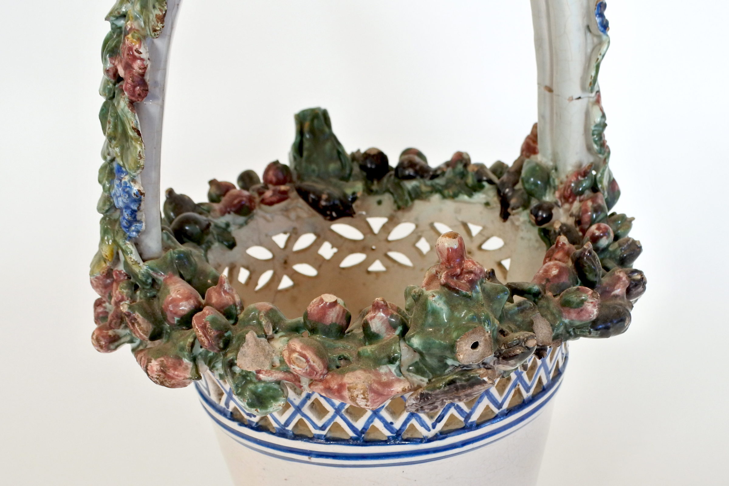 Cestino in ceramica decorato con stemma Sabaudo - 9