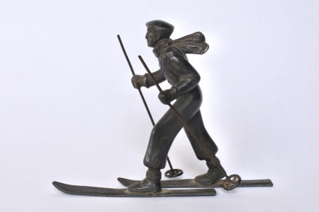 Sciatore in bronzo degli inizi del XX° secolo