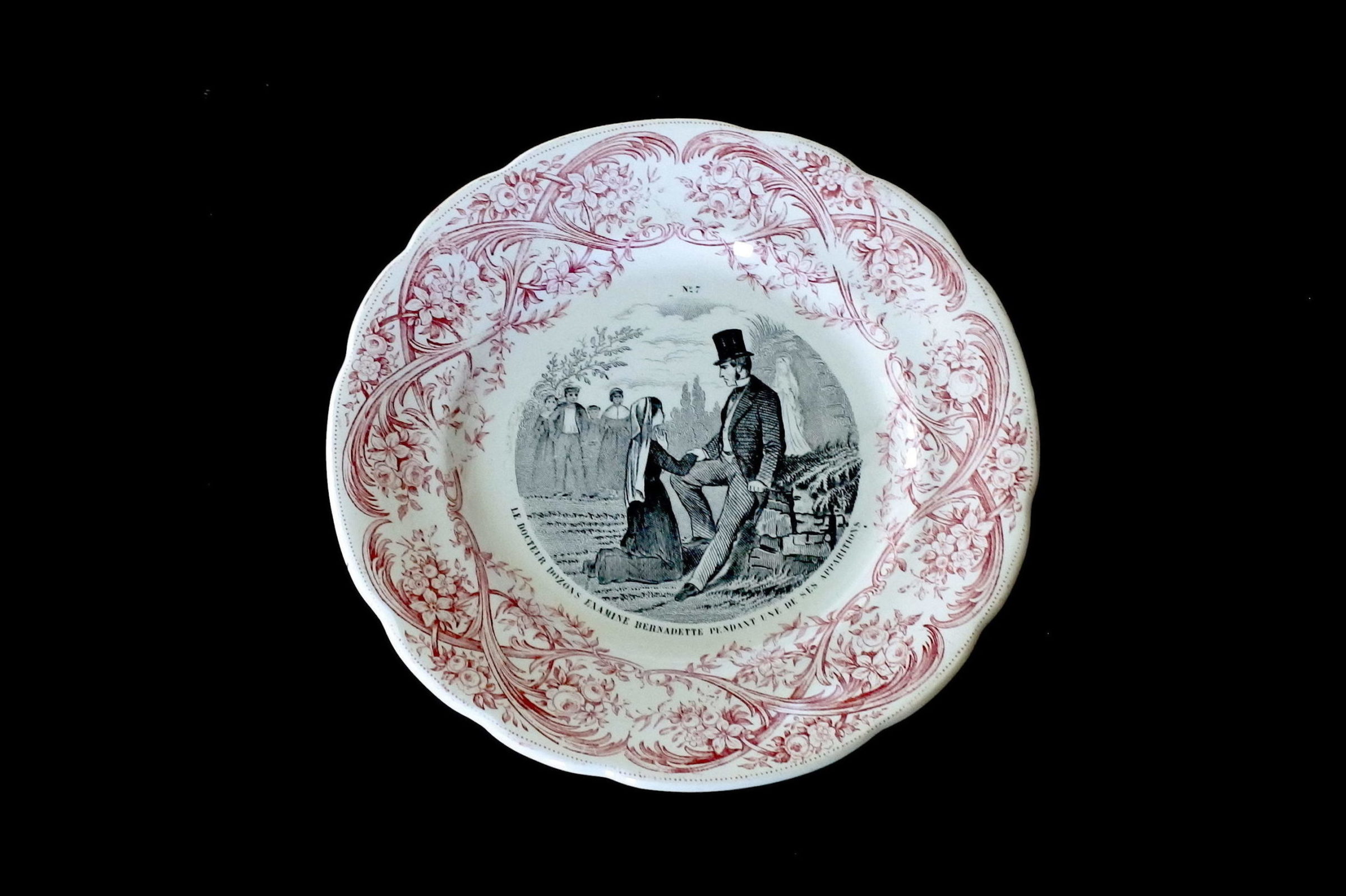 Serie completa di 12 piatti in ceramica dedicati alla vita di Bernadette - 8