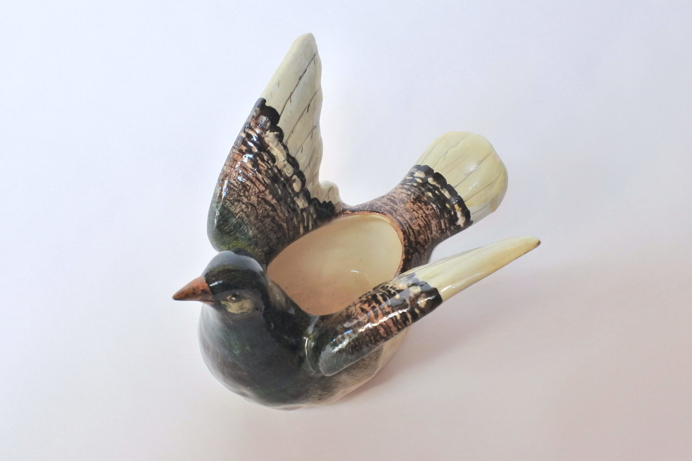 Jardinière Massier in ceramica barbotine a forma di piccione - 6