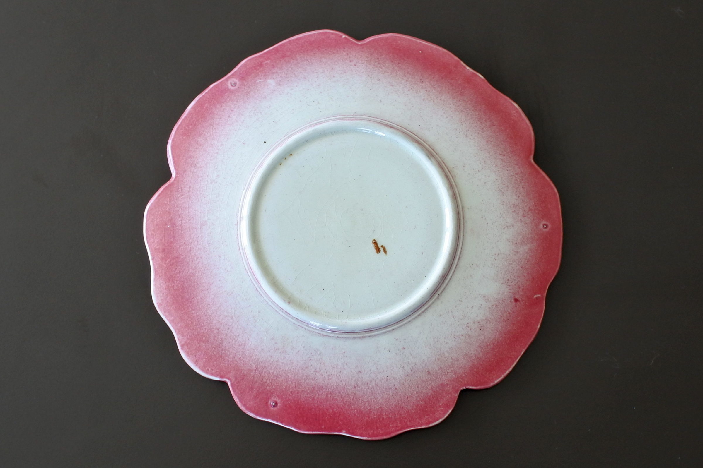 Piatto Massier in ceramica barbotine a forma di rosa canina - Art. 3662/12 - 2