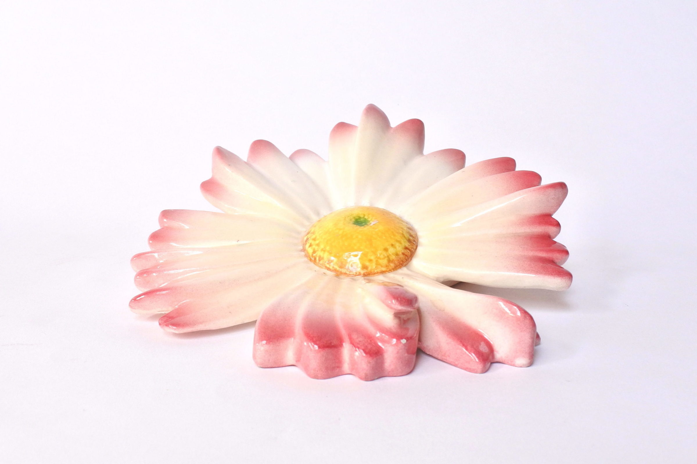 Portafiori da muro in ceramica barbotine a forma di margherita rosa - Massier - 2