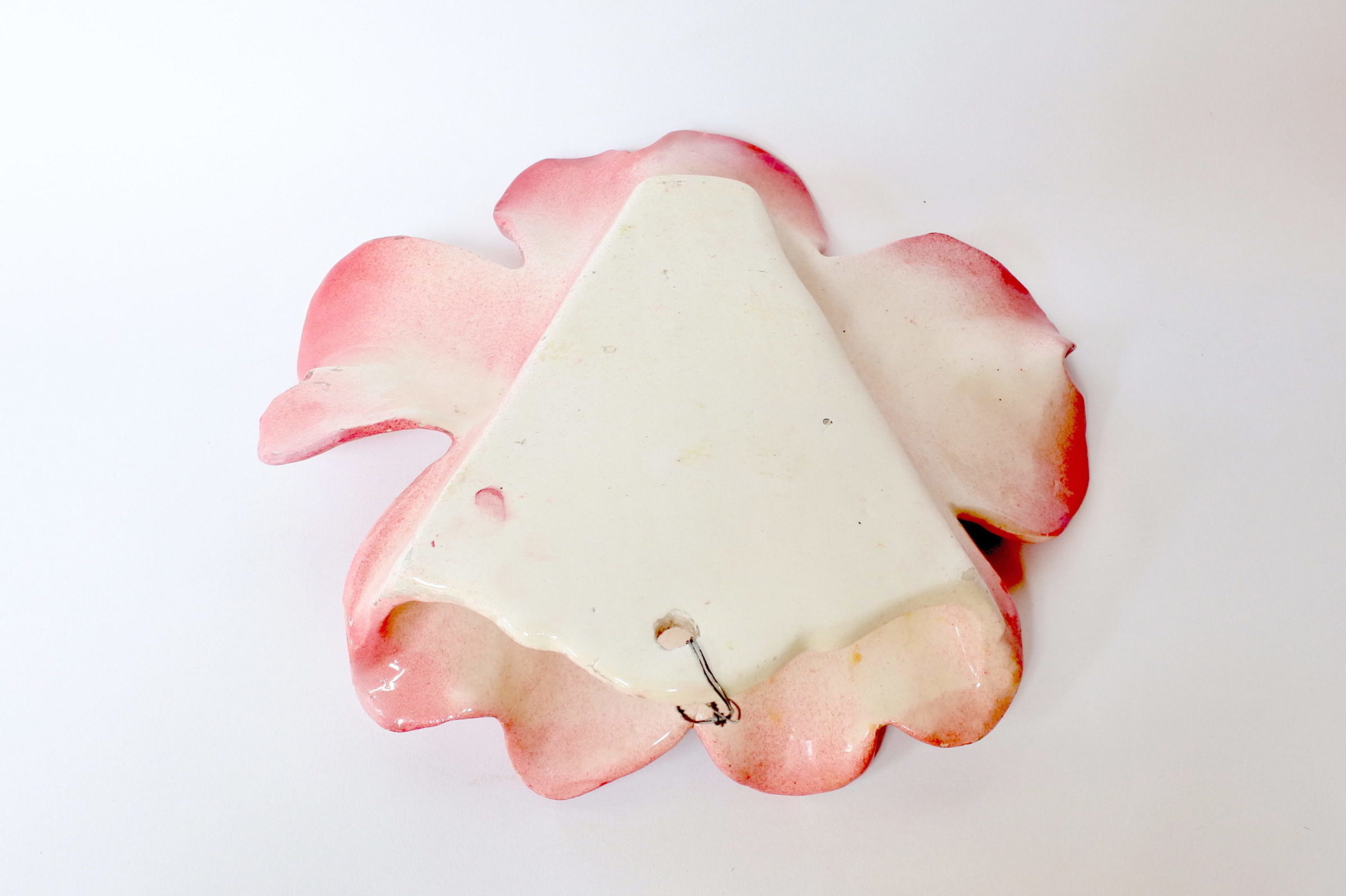 Portafiori da muro in ceramica barbotine a forma di rosa canina - Massier - 7