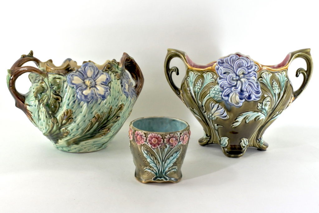 Cache pot in ceramica barbotine dei periodi Liberty e Déco