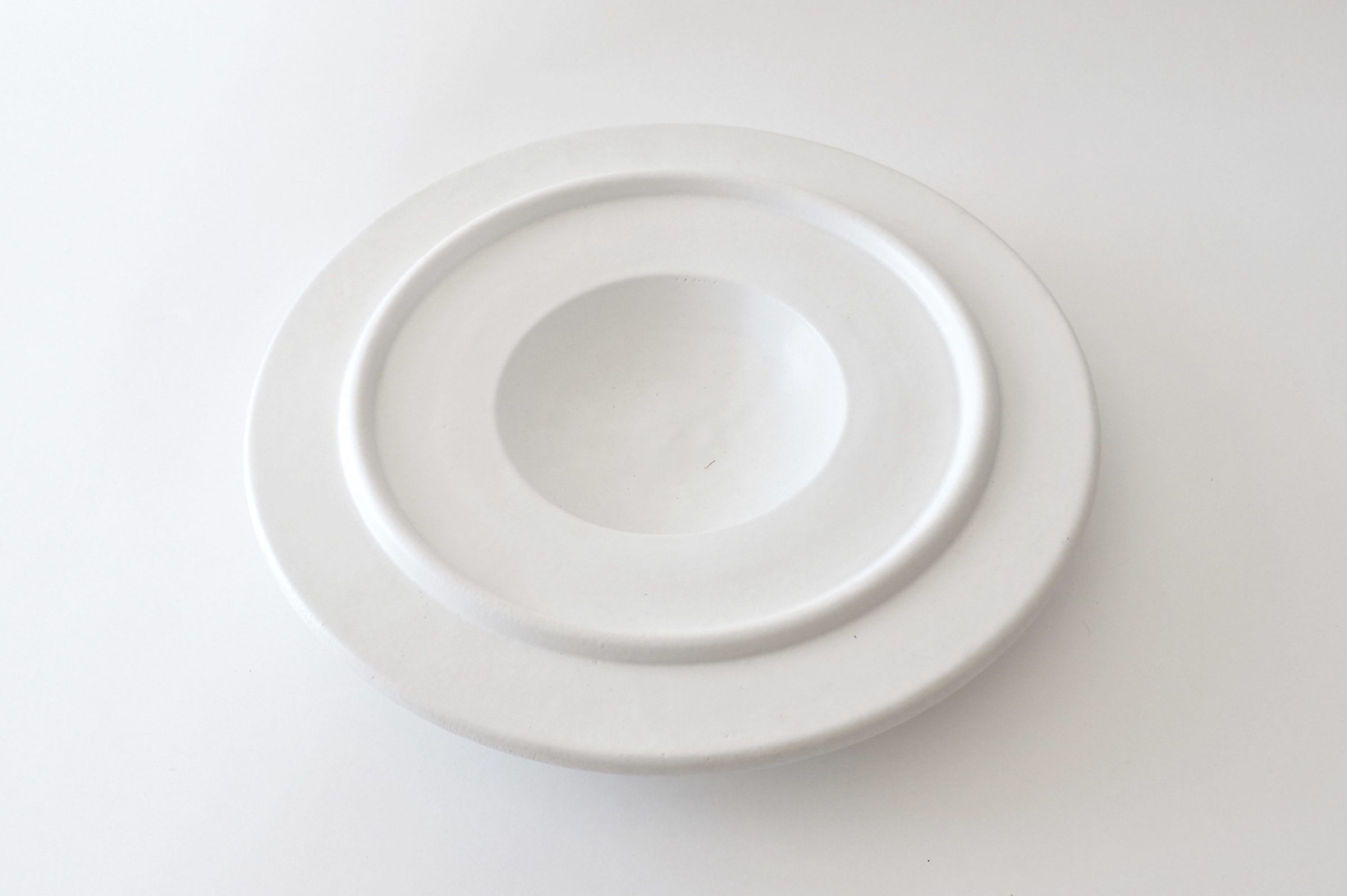 Centro tavola in ceramica bianca - Ettore Sottsass per ceramiche Bitossi