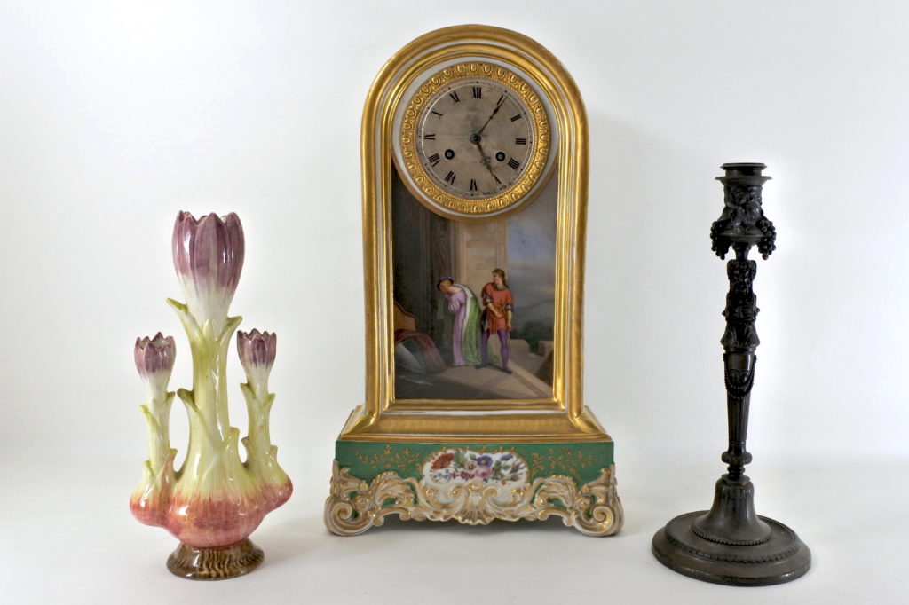 Complementi d'arredo antichi di antiquariato e modernariato