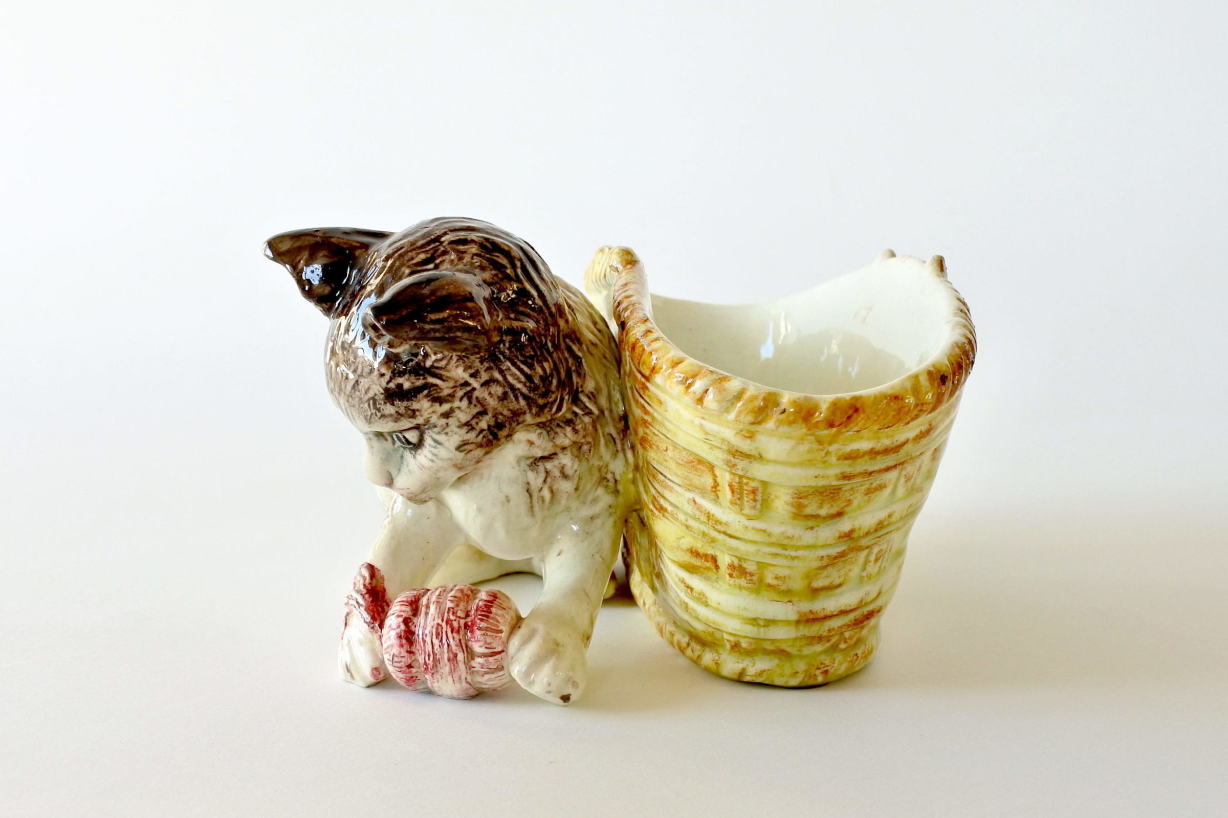 Jardinière in ceramica barbotine con gatto - Jérôme Massier Fils - 2