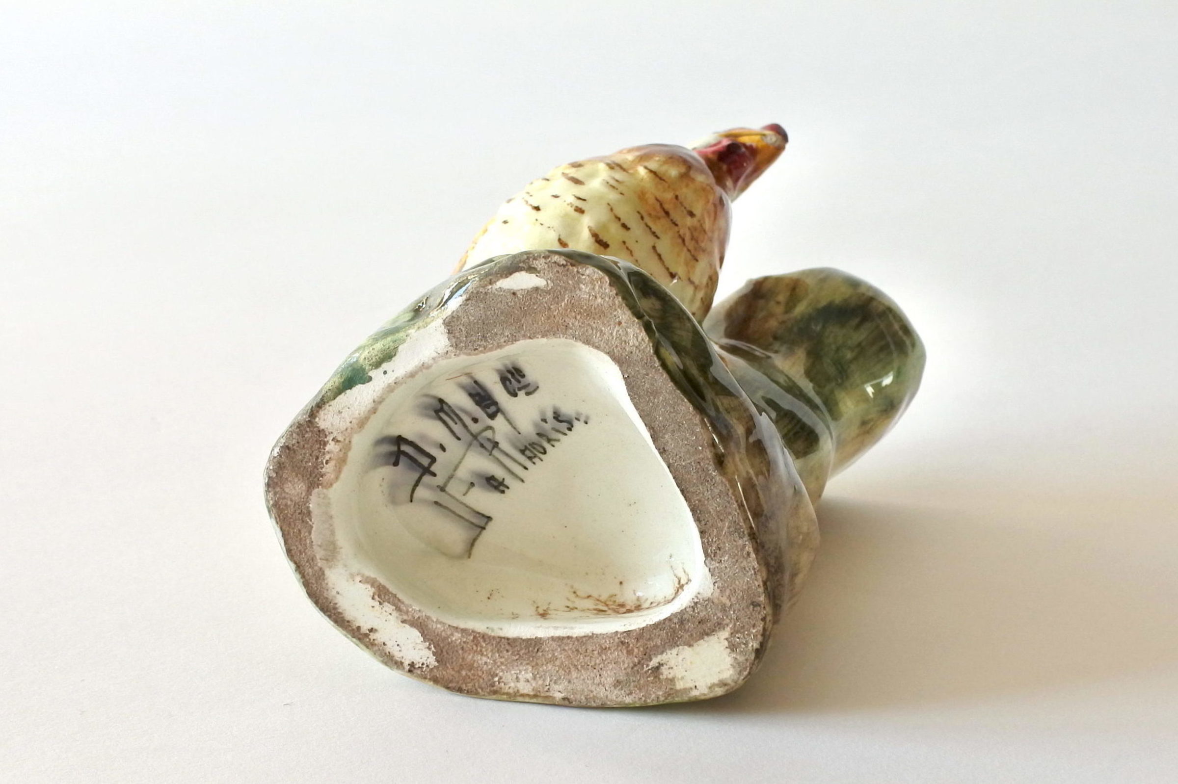 Jardinière di Delphin Massier in ceramica barbotine a forma di gallina - 7