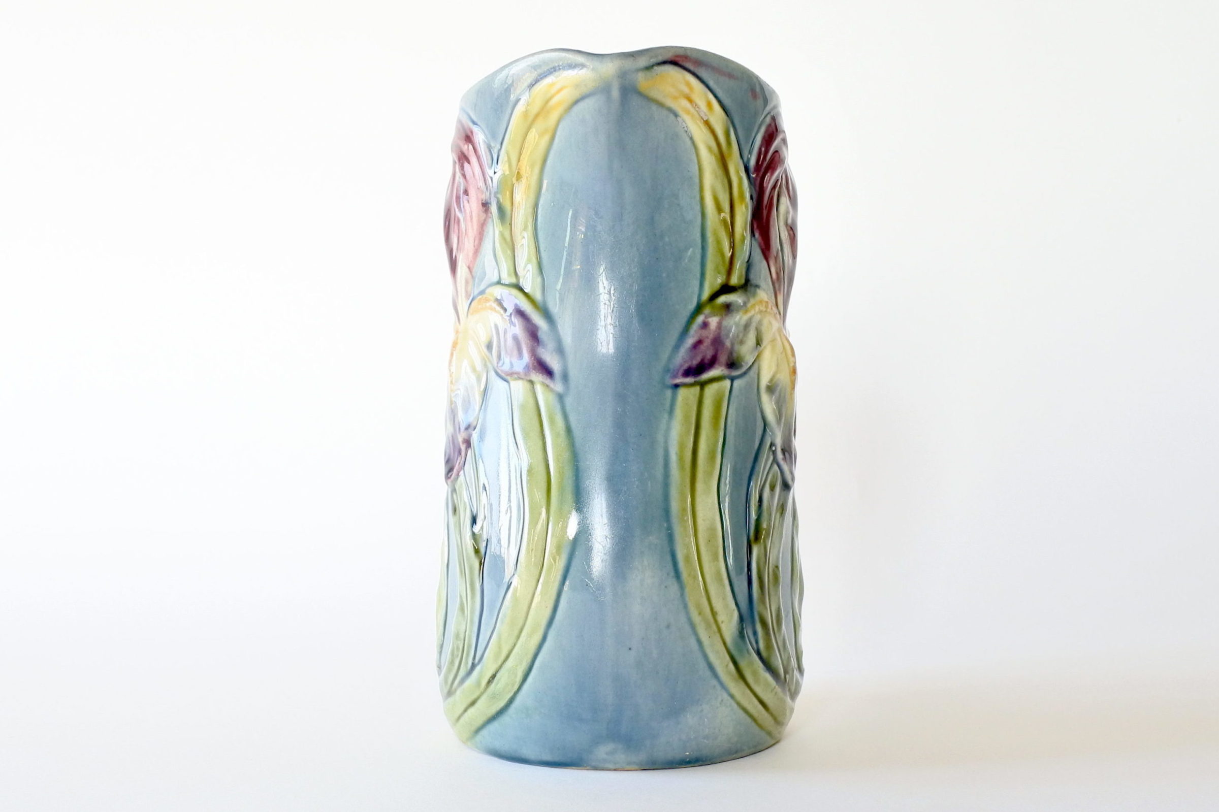 Brocca Orchies in ceramica barbotine con iris su fondo azzurro - 5