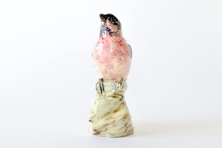 Uccellino di Delphin Massier in ceramica barbotine