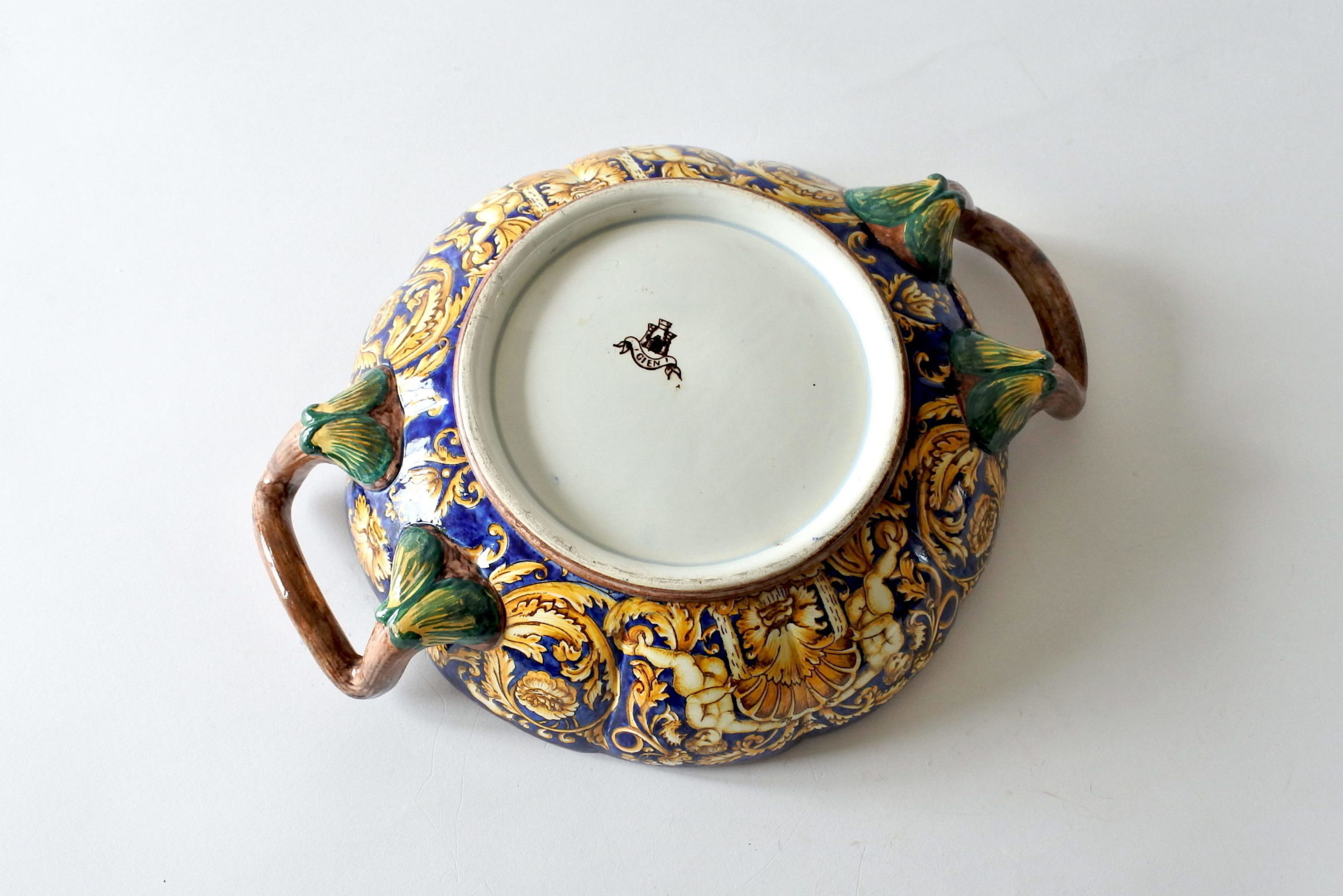 Centro tavola in ceramica di Gien del 1871 con manici - 4