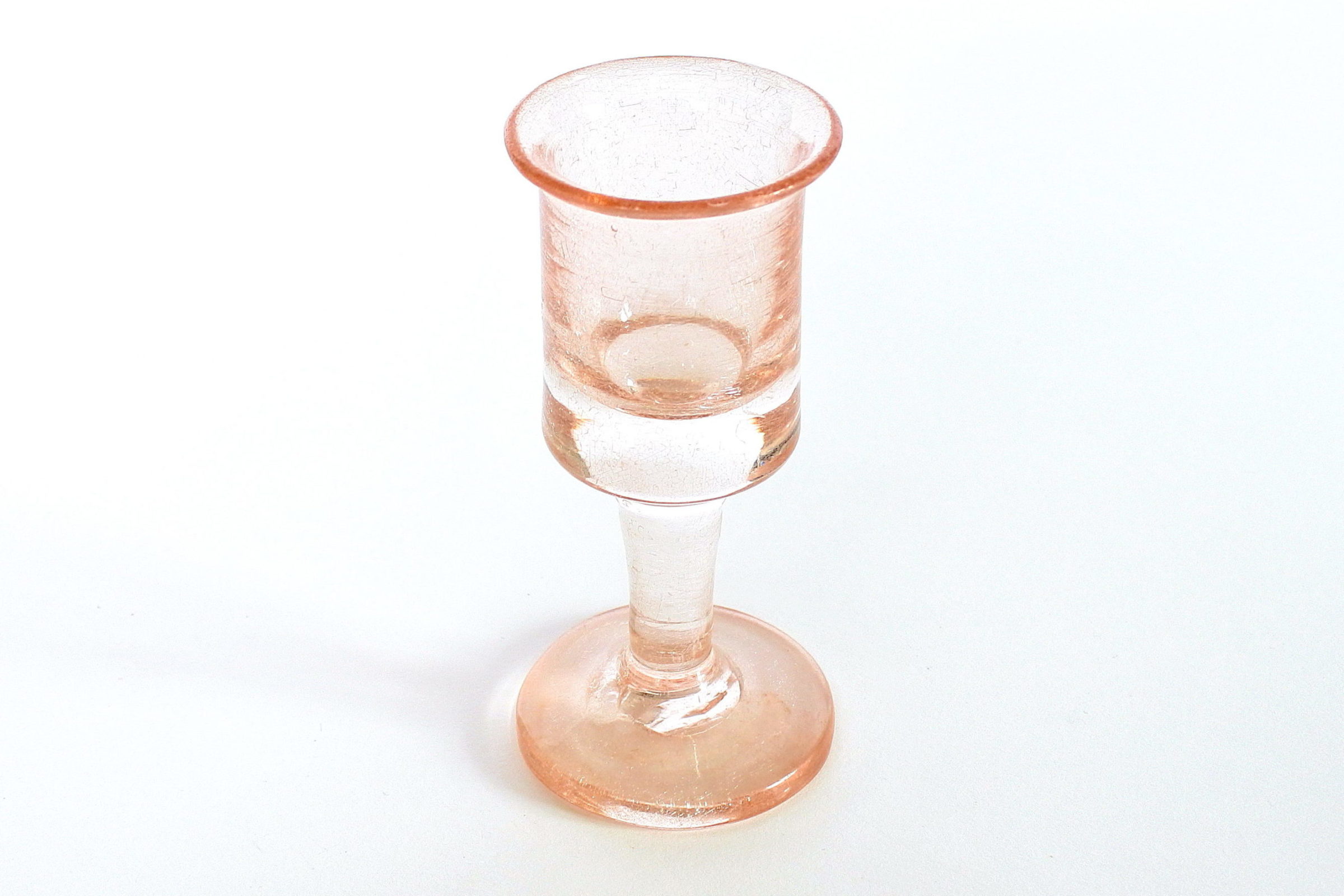 Bicchierino da liquore con fondo ridotto in vetro soffiato rosa - 2