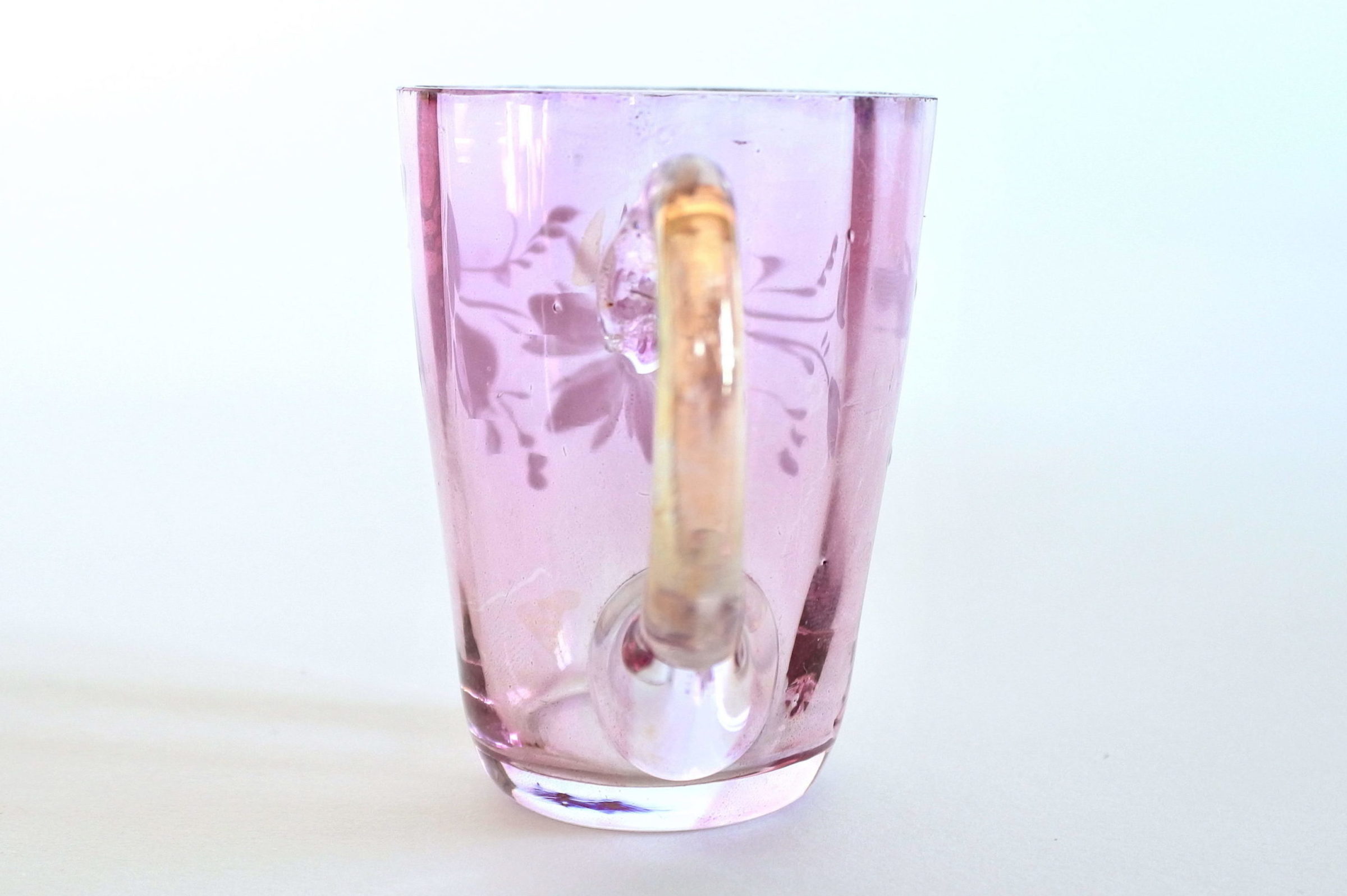 Bicchierino da liquore con manico in vetro soffiato lilla e smalti - 2