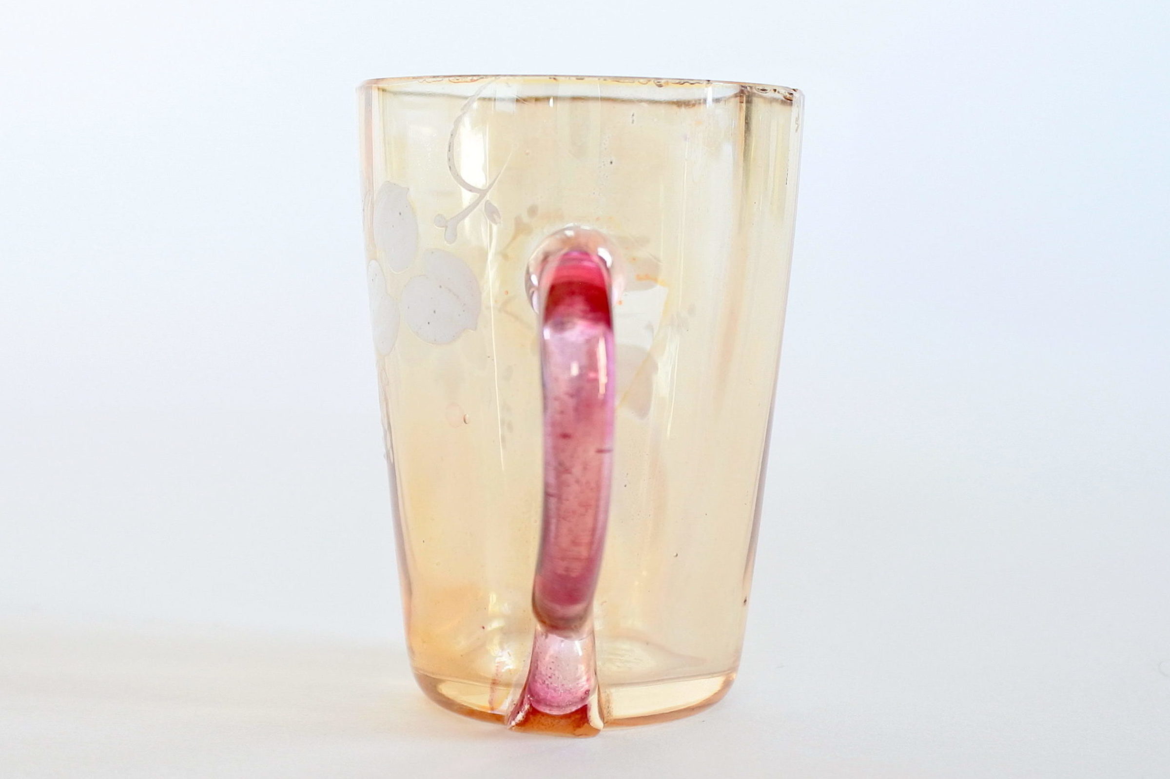 Bicchierino da liquore in vetro soffiato ambrato e manico lilla - 2