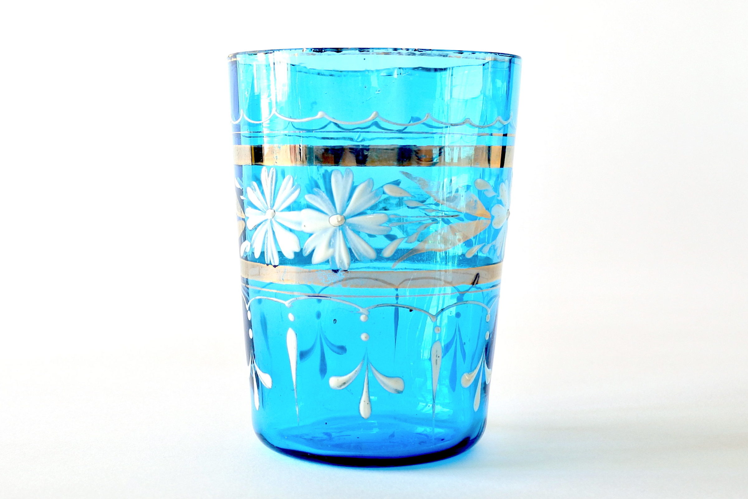 Bicchiere in vetro soffiato blu con fascia in oro