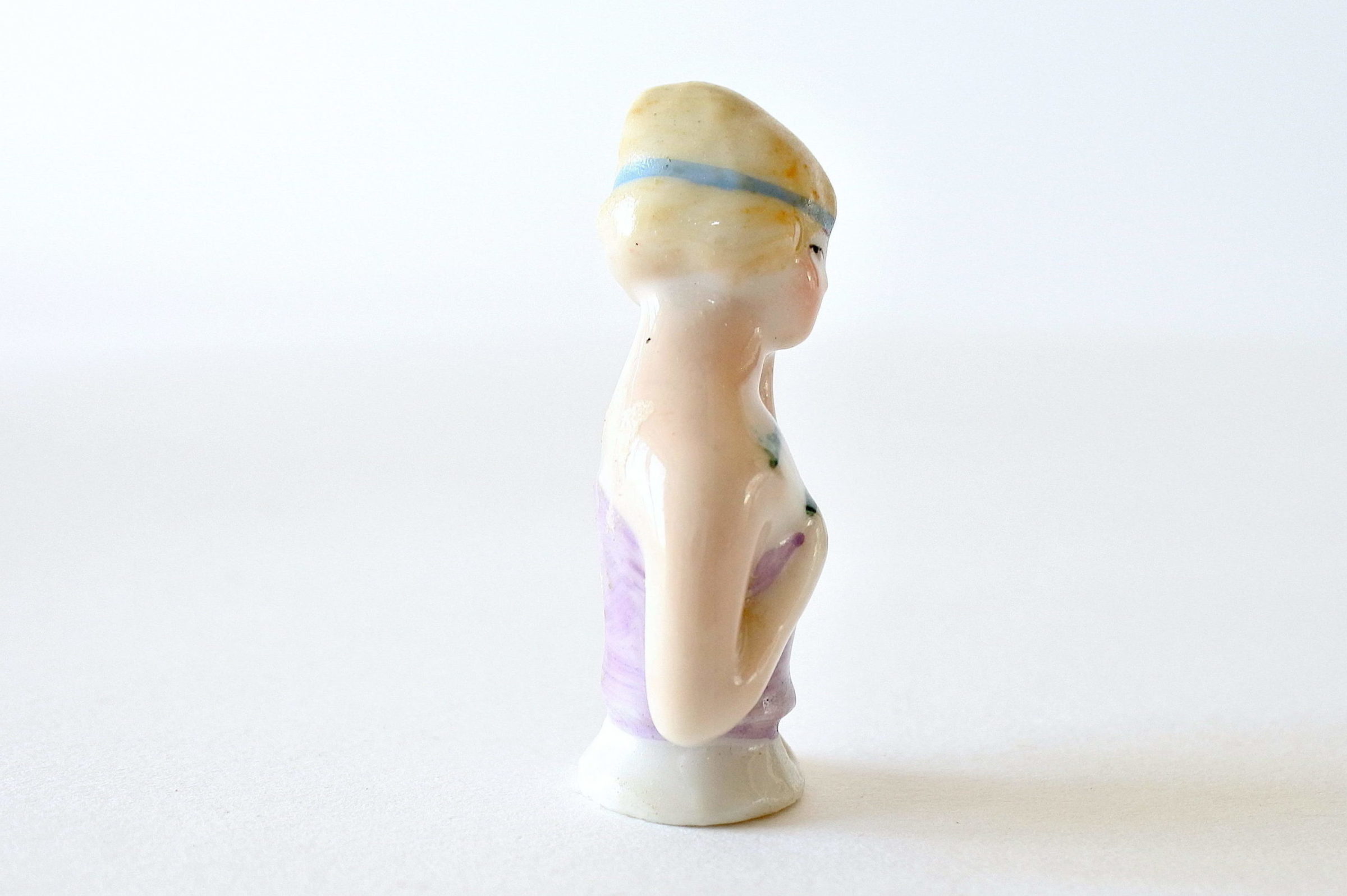 Statuina di donna con ventaglio in ceramica - Demi poupée - 4
