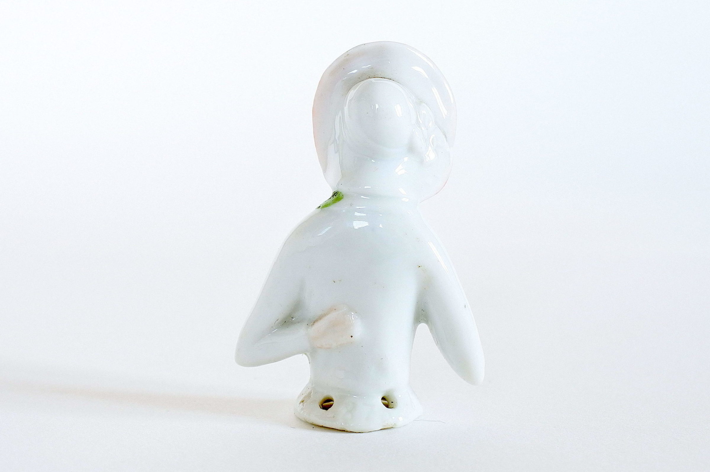 Statuina mezzo busto di donna con cappello in ceramica - demi poupée - 3