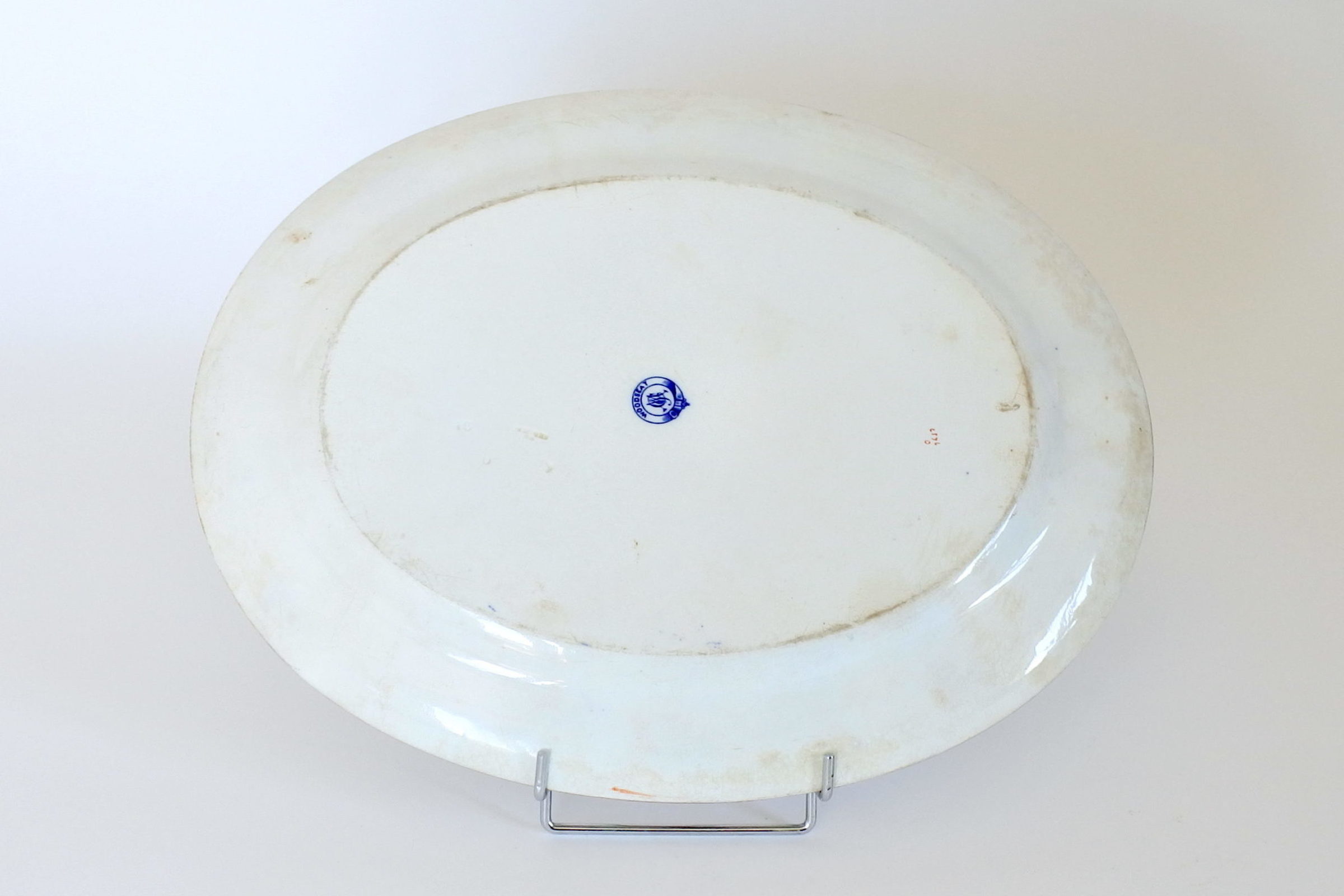 Piatto ovale in porcellana di Minton decorato a cineserie - 2