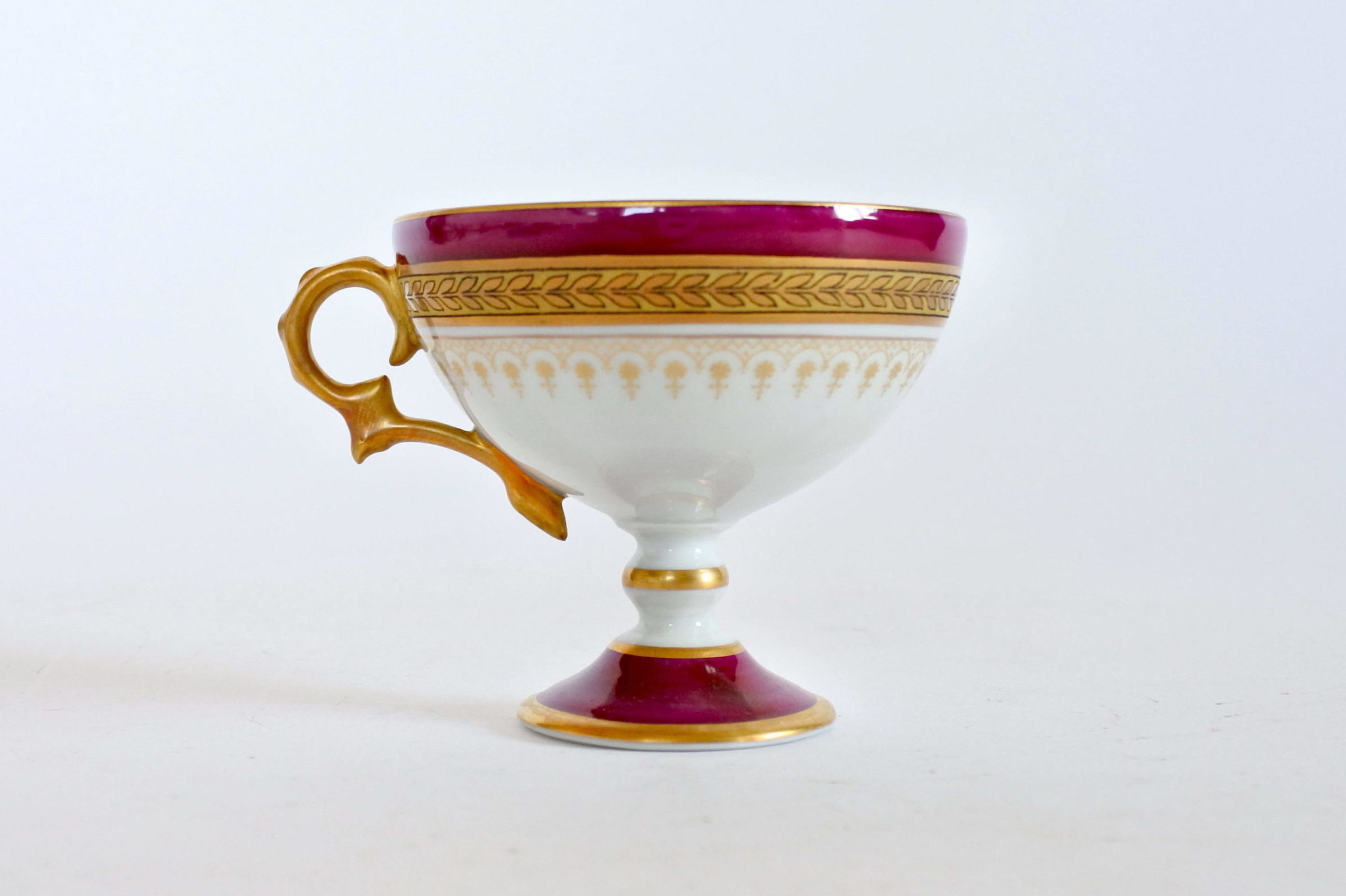 Tazzine in porcellana di Limoges decorate con smalto rosso e greche dorate - 8