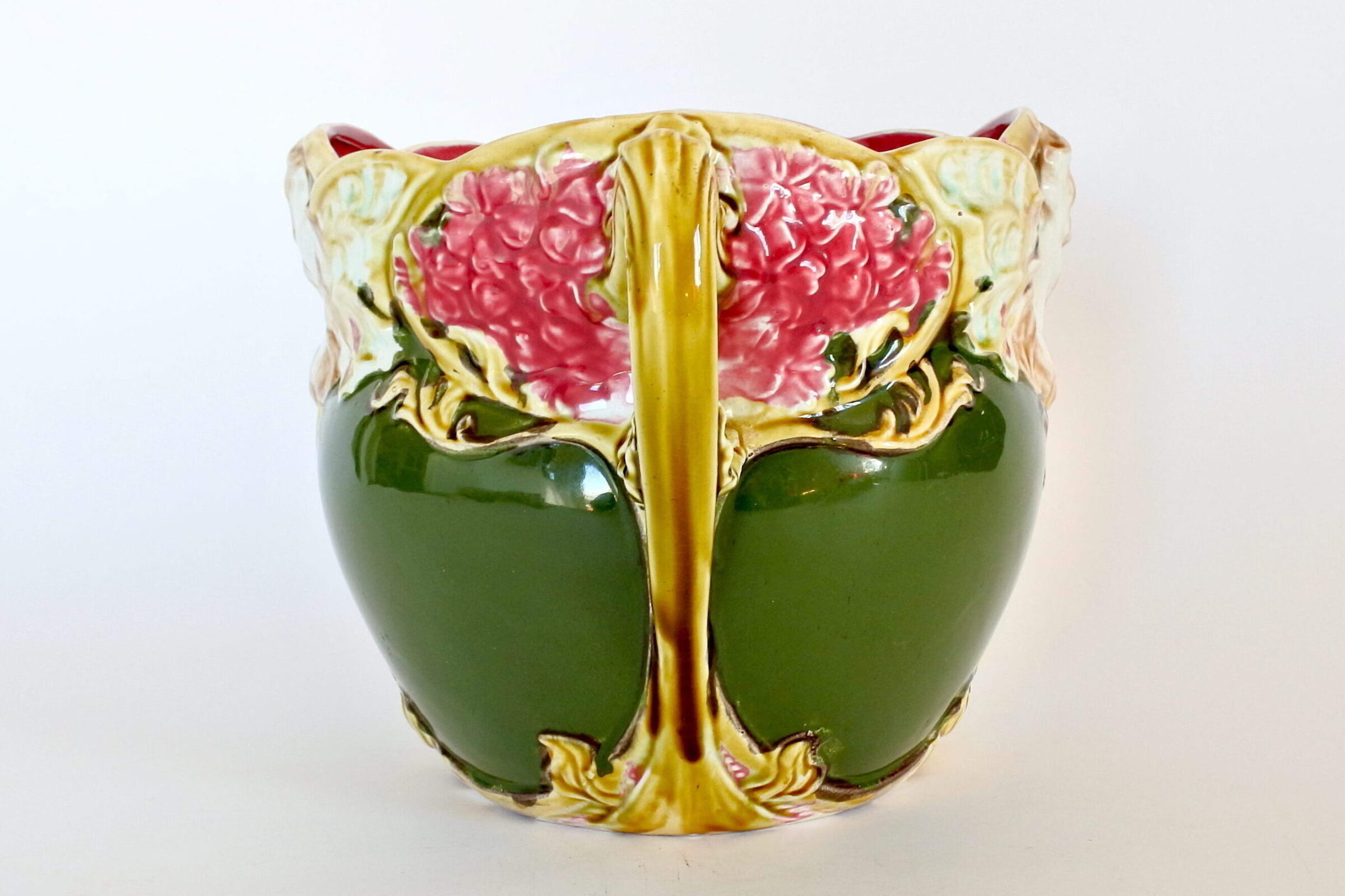Cache pot in ceramica barbotine Onnaing n° 824 con donna alata e fiori - 4