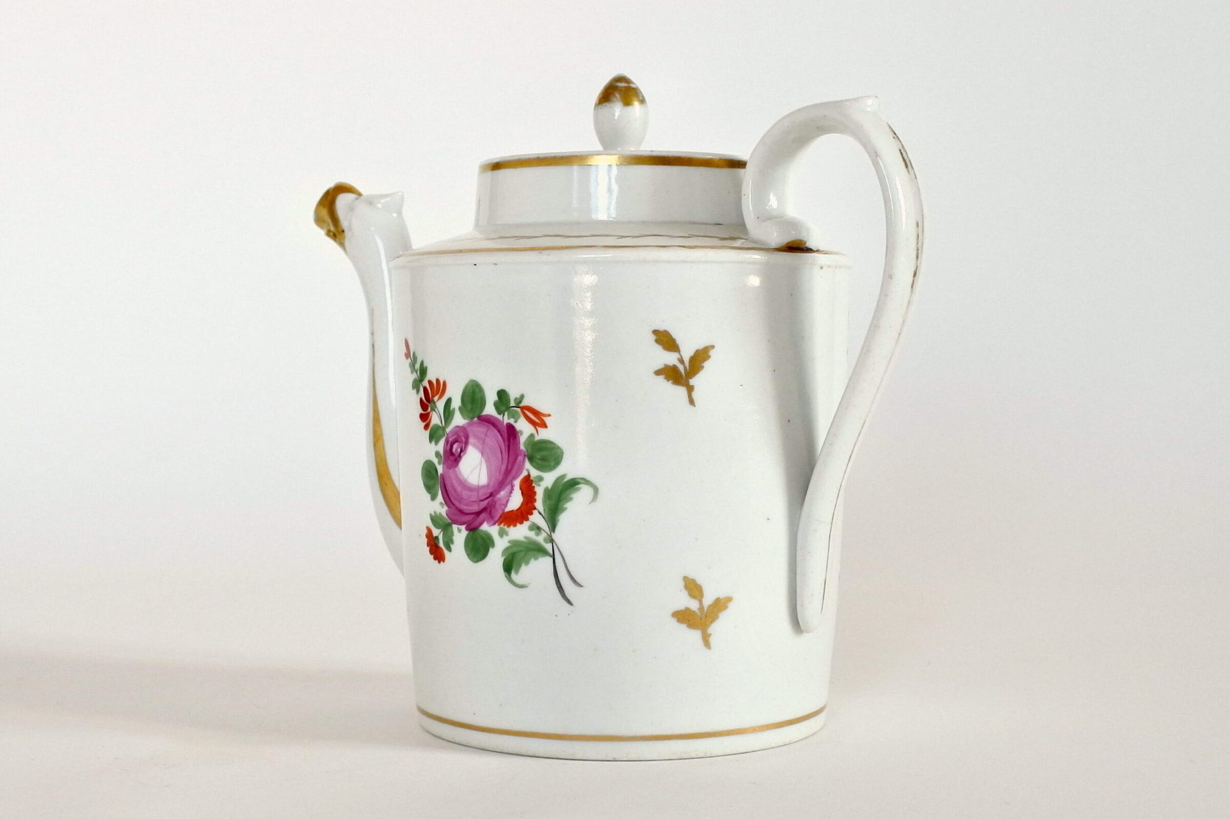 Antica teiera in porcellana Vecchia Parigi decorata in oro e fiori vari - 2