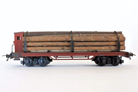 Carro merci Elettren PT 105 scala 0 con garitta e stanti per trasporto legname