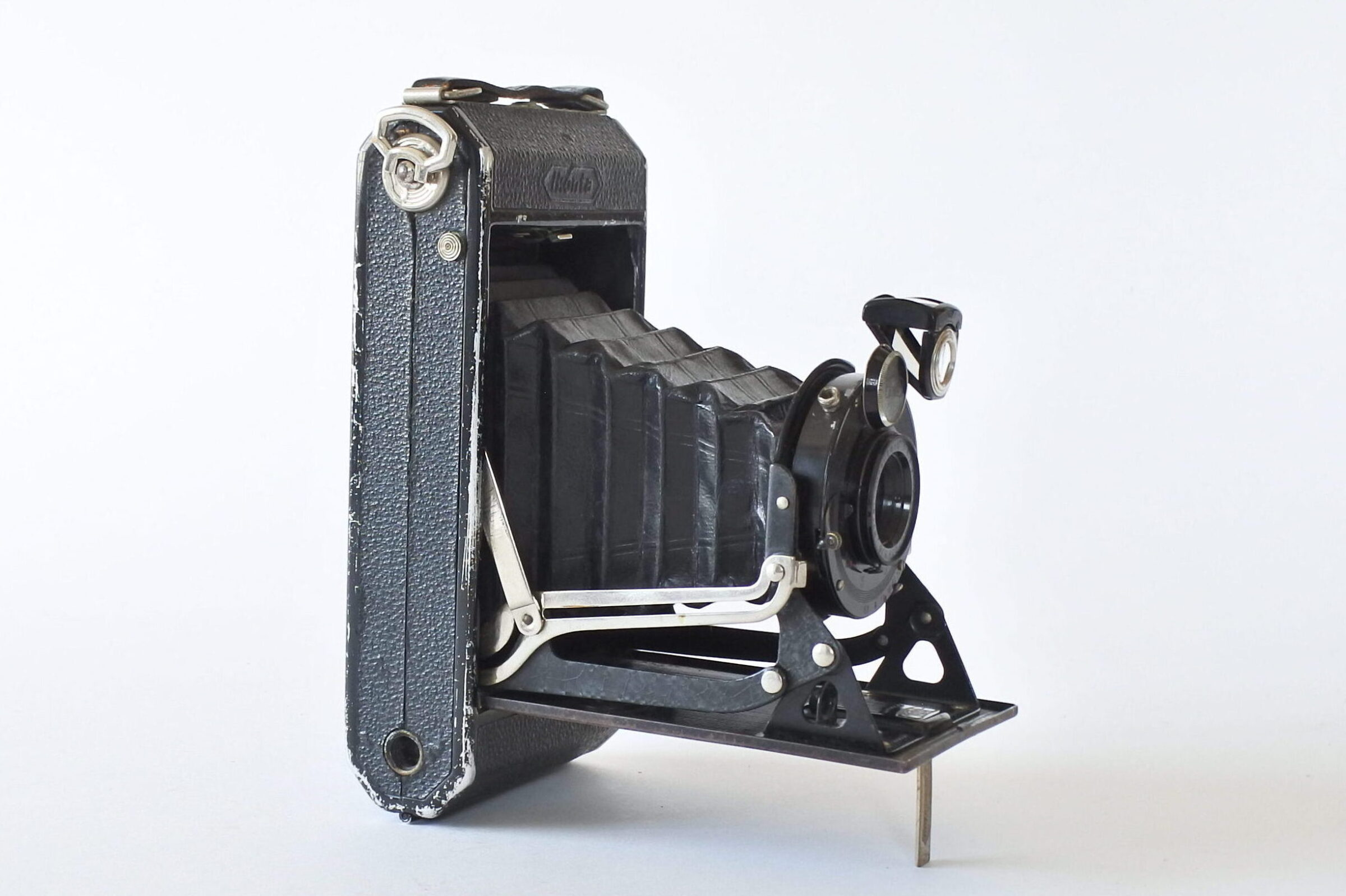 Macchina fotografica a soffietto Zeiss Ikonta 520/2 con Novar Anastigmat - 3