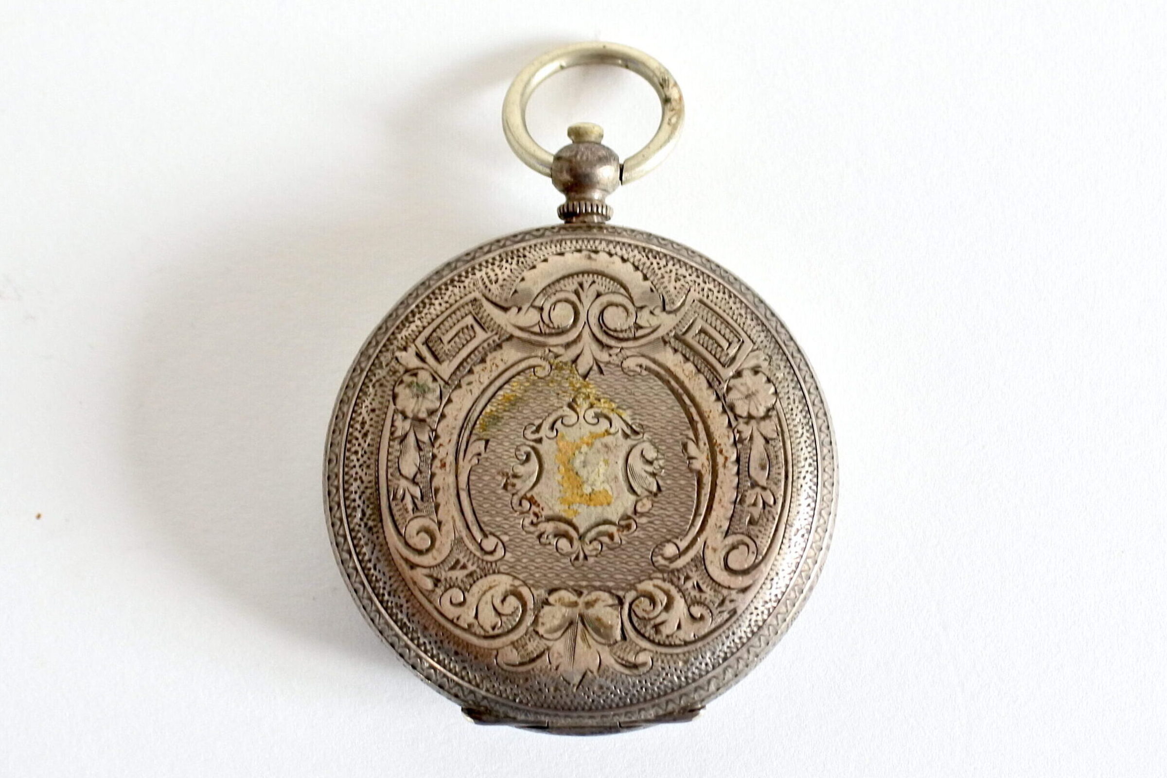 Orologio da tasca in argento con quadrante in smalto e cassa finemente incisa - 2