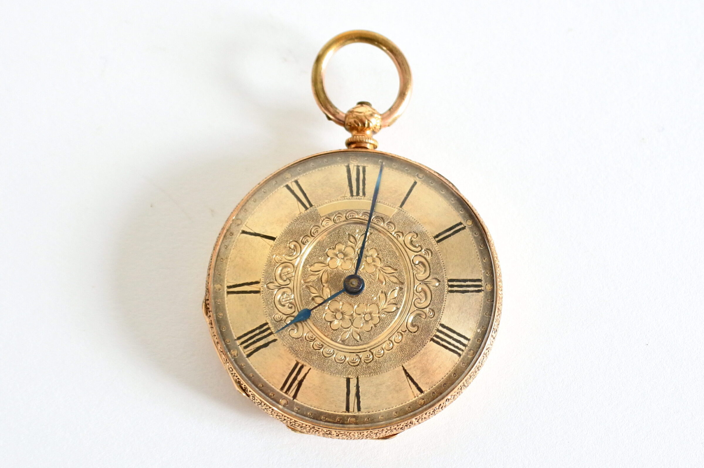 Orologio da tasca in oro 18k con quadrante inciso con motivi floreali - 2