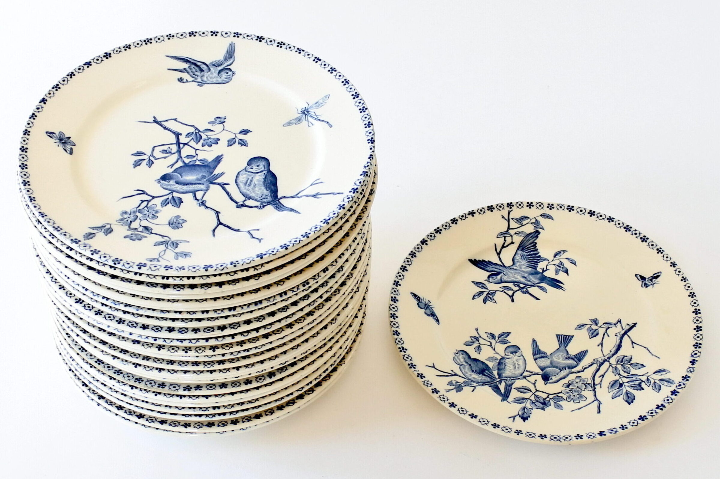 Servizio in ceramica B.F.K. decorato con uccellini su rami ed insetti - 2