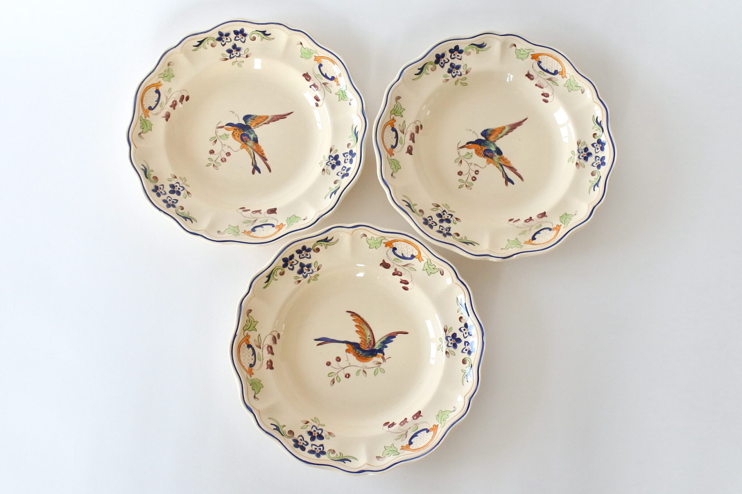 3 piatti in ceramica di Longchamp con uccellino e fiori