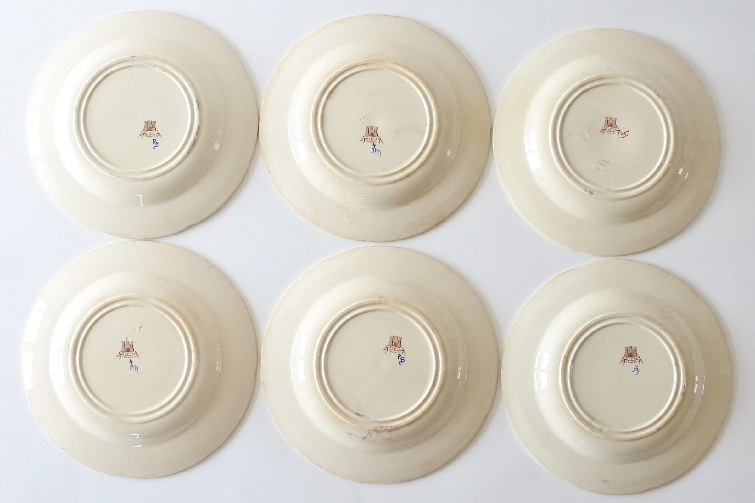 6 piatti fondi in ceramica di Gien del 1938 con dalie e rami con boccioli - 2