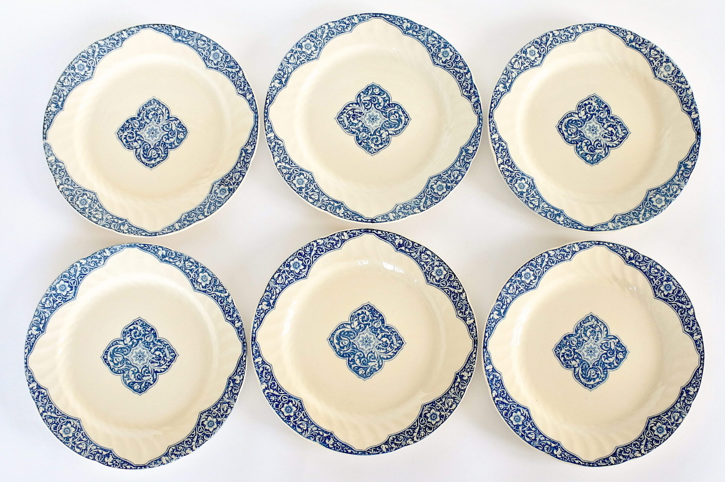 6 piatti in ceramica di Gien del 1876 con bordura blu
