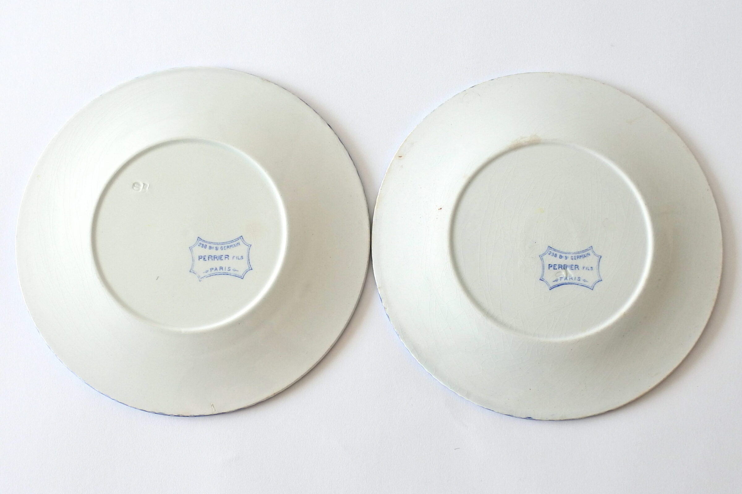Coppia di piatti in ceramica di Gien per Perrier Fils con decoro Strasbourg - 2