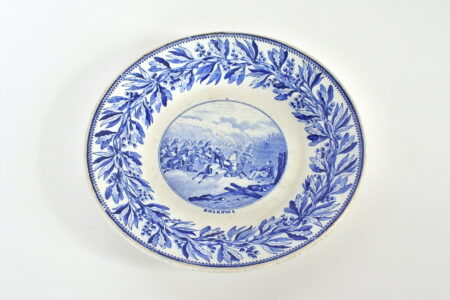 Piatto in porcellana con decoro Napoleonico - Creil et Montereau