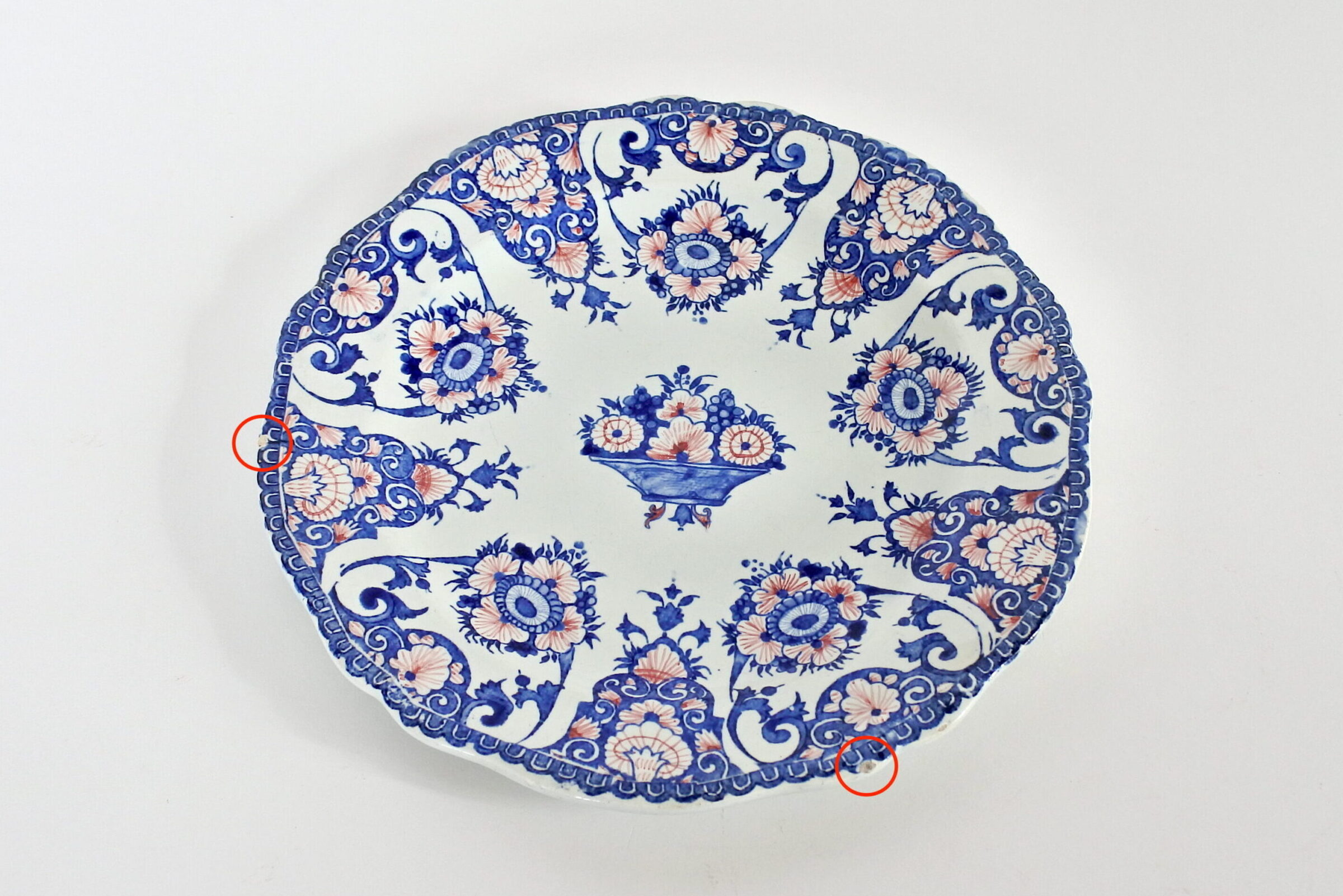 Piatto in ceramica di Gien del 1871 con fiori e volute - 3