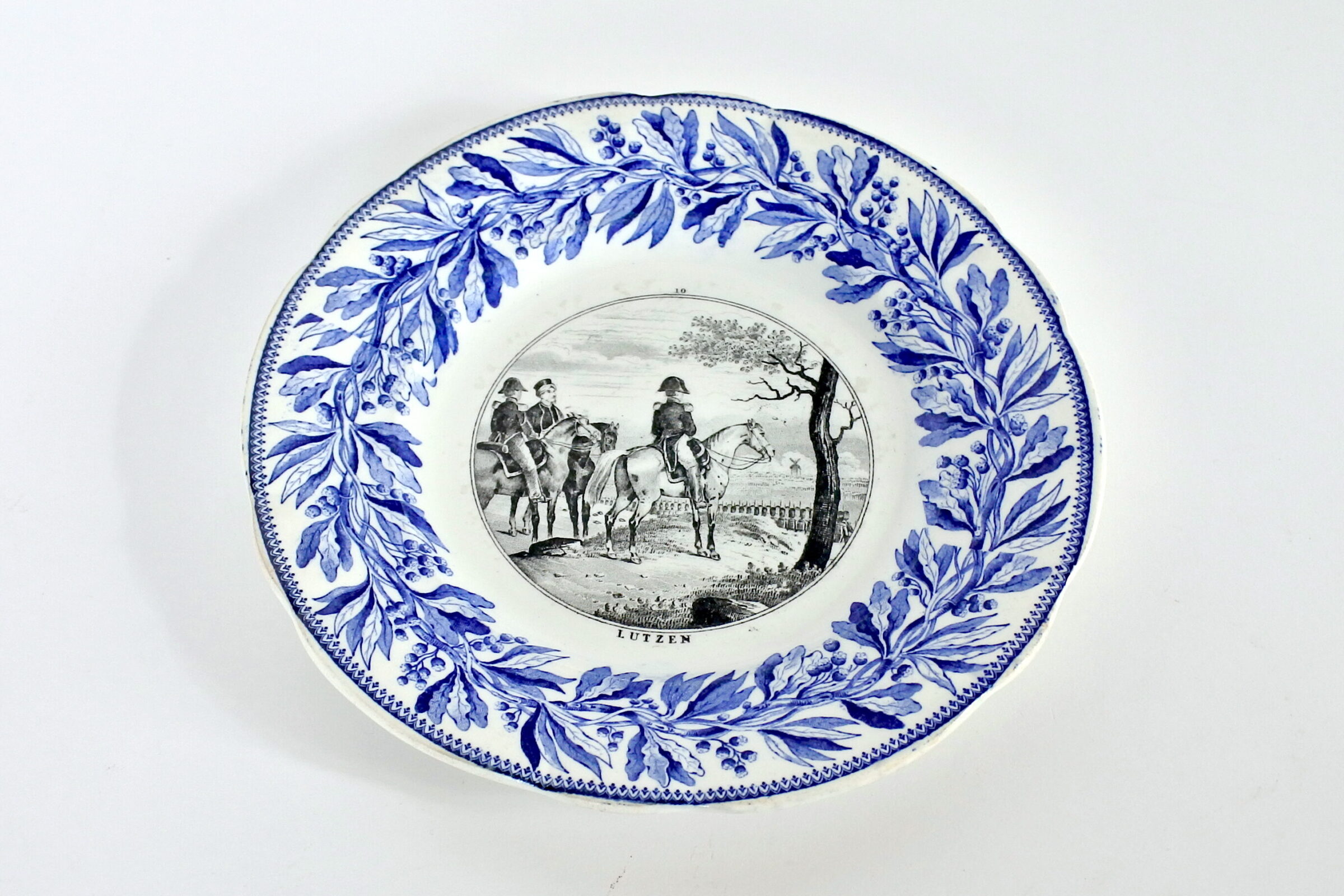Piatto in porcellana di Creil et Montereau con decoro Napoleonico - Lutzen