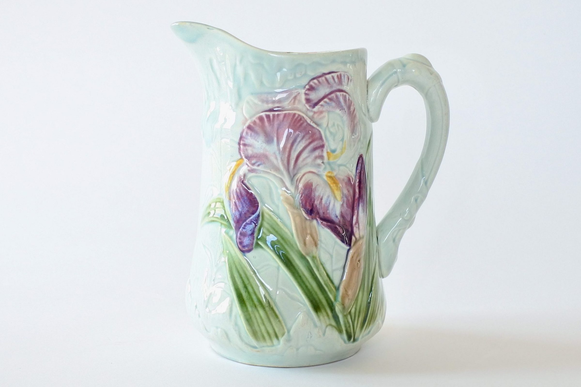 Brocca in ceramica barbotine di Choisy le Roi con iris - 2