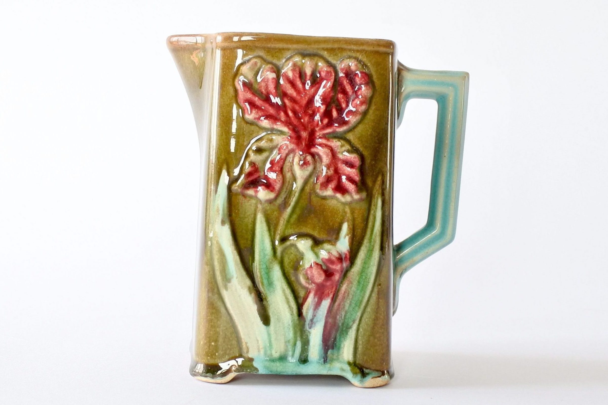 Brocca in ceramica barbotine di Saint Uze con iris e manico turchese - 2
