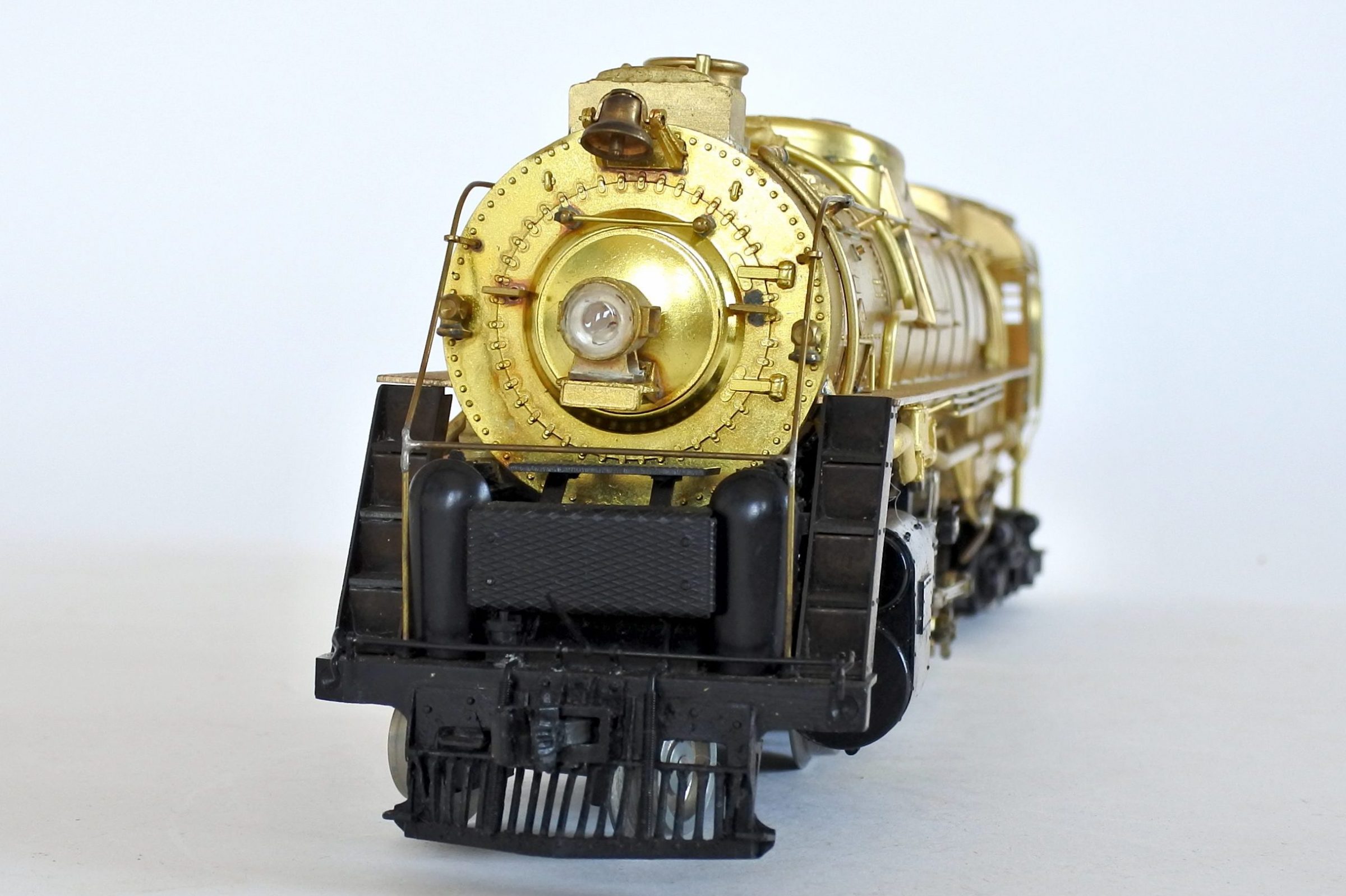 Locomotiva a vapore in ottone con tender KTM 2-8-4 Berkshier scala 0 - 4